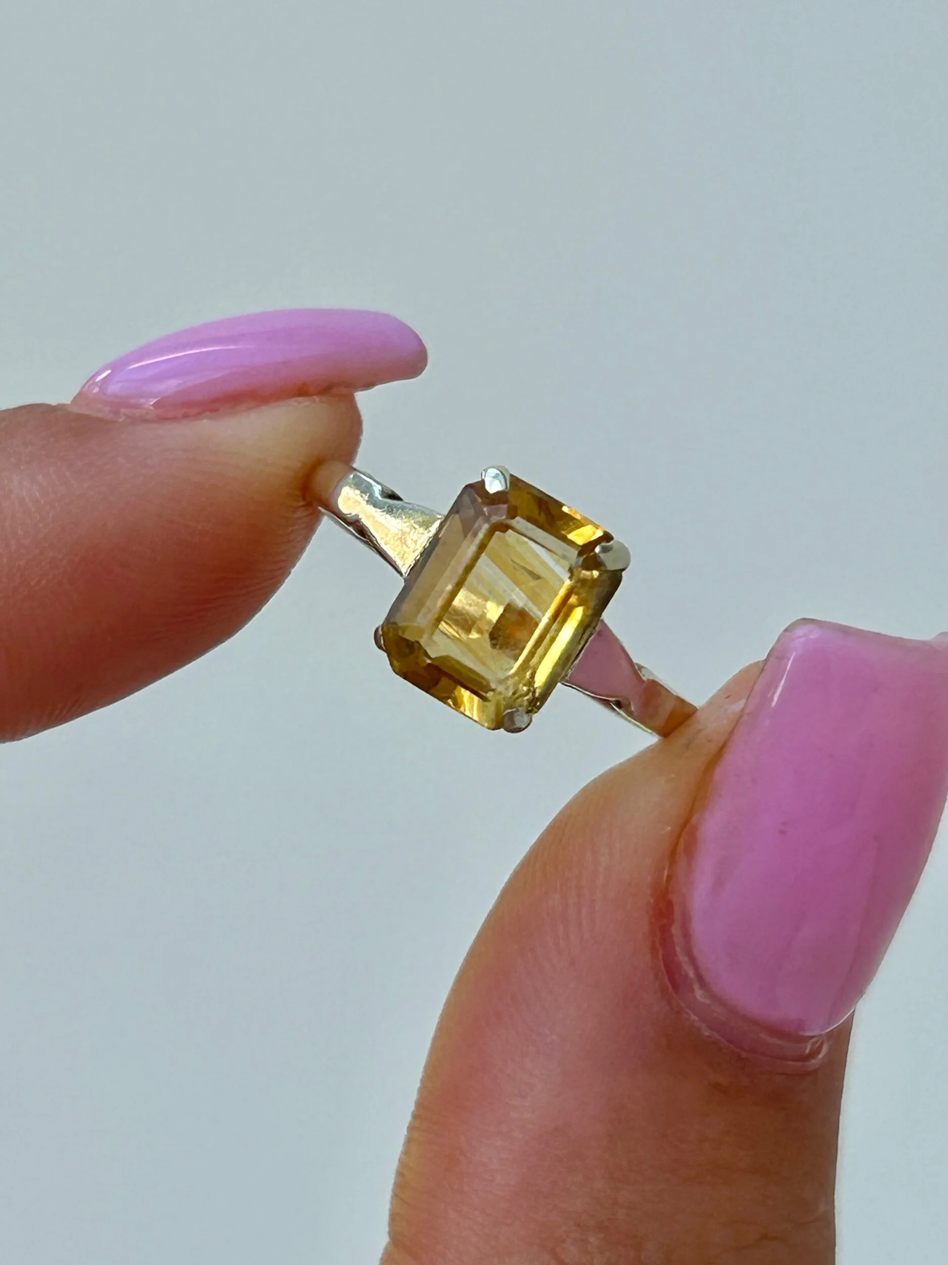 23C694AB-EE30-42A0-AA99-9991AABEB61F