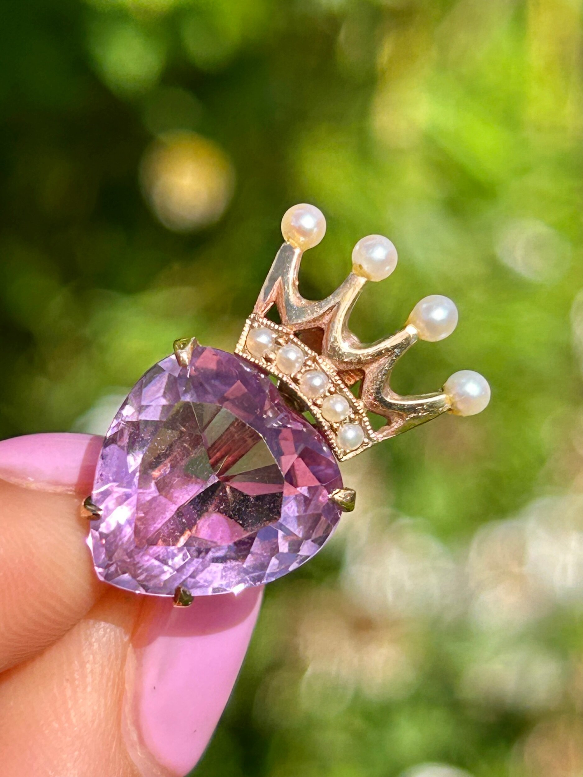 03A1BAD3-E0F0-46F6-A49E-EE935548013F