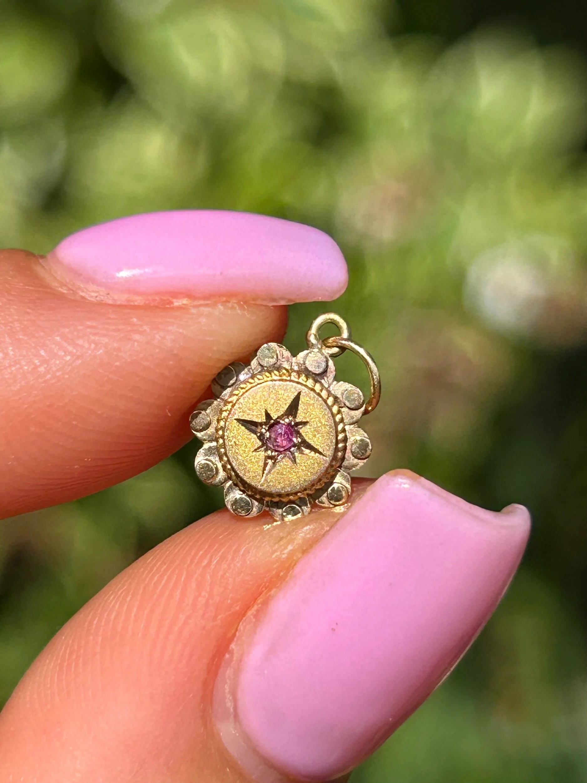 893BAA24-DAC8-4C25-BC97-063F11FA1E73