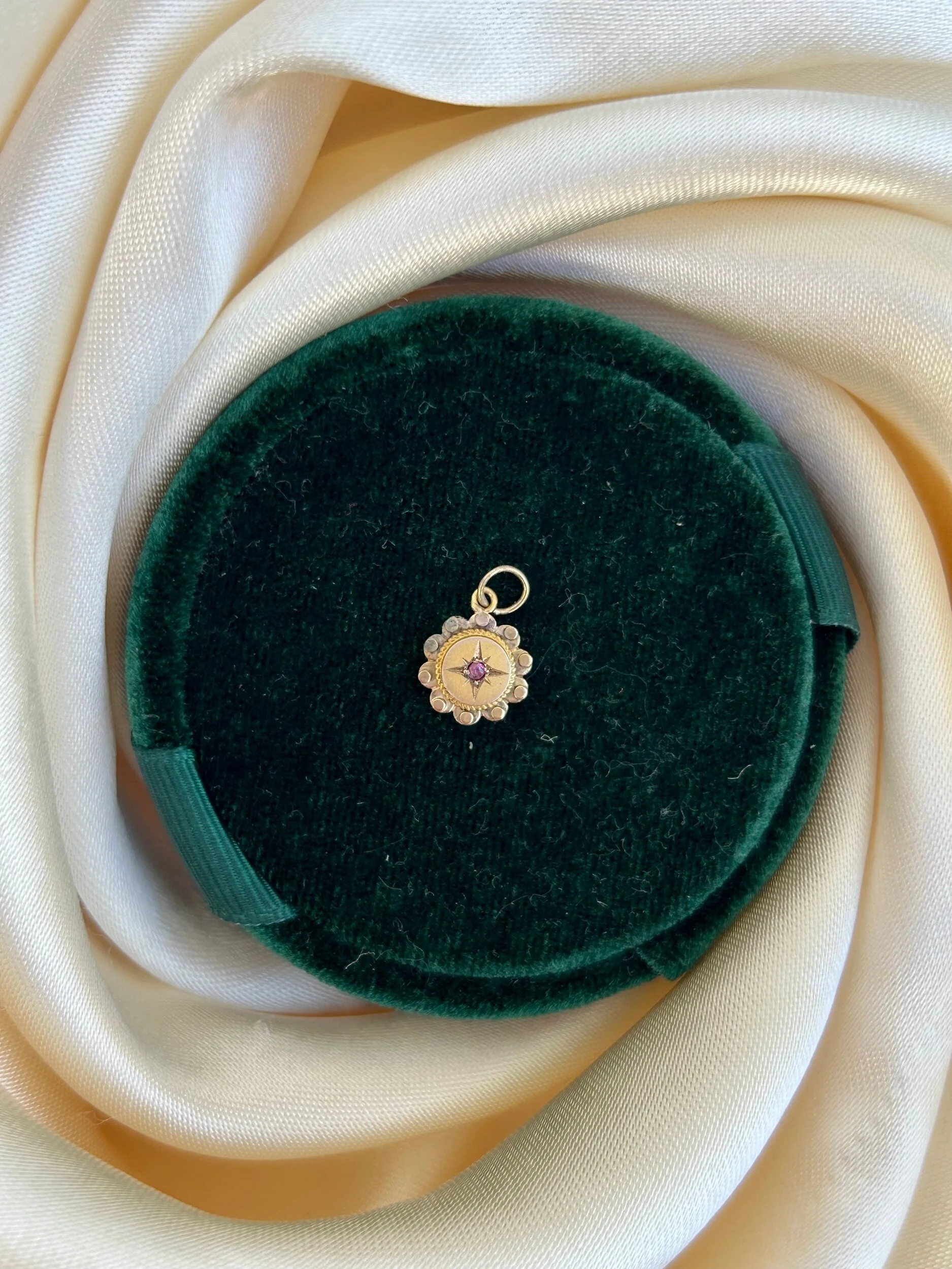 62C99BB5-9394-4093-8CA2-DEEC9D0E40F7