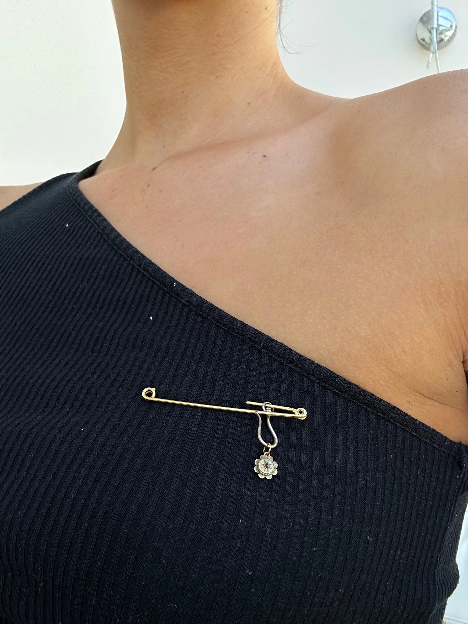 73FE73C5-964E-46FE-9987-7ADBE2C68F05