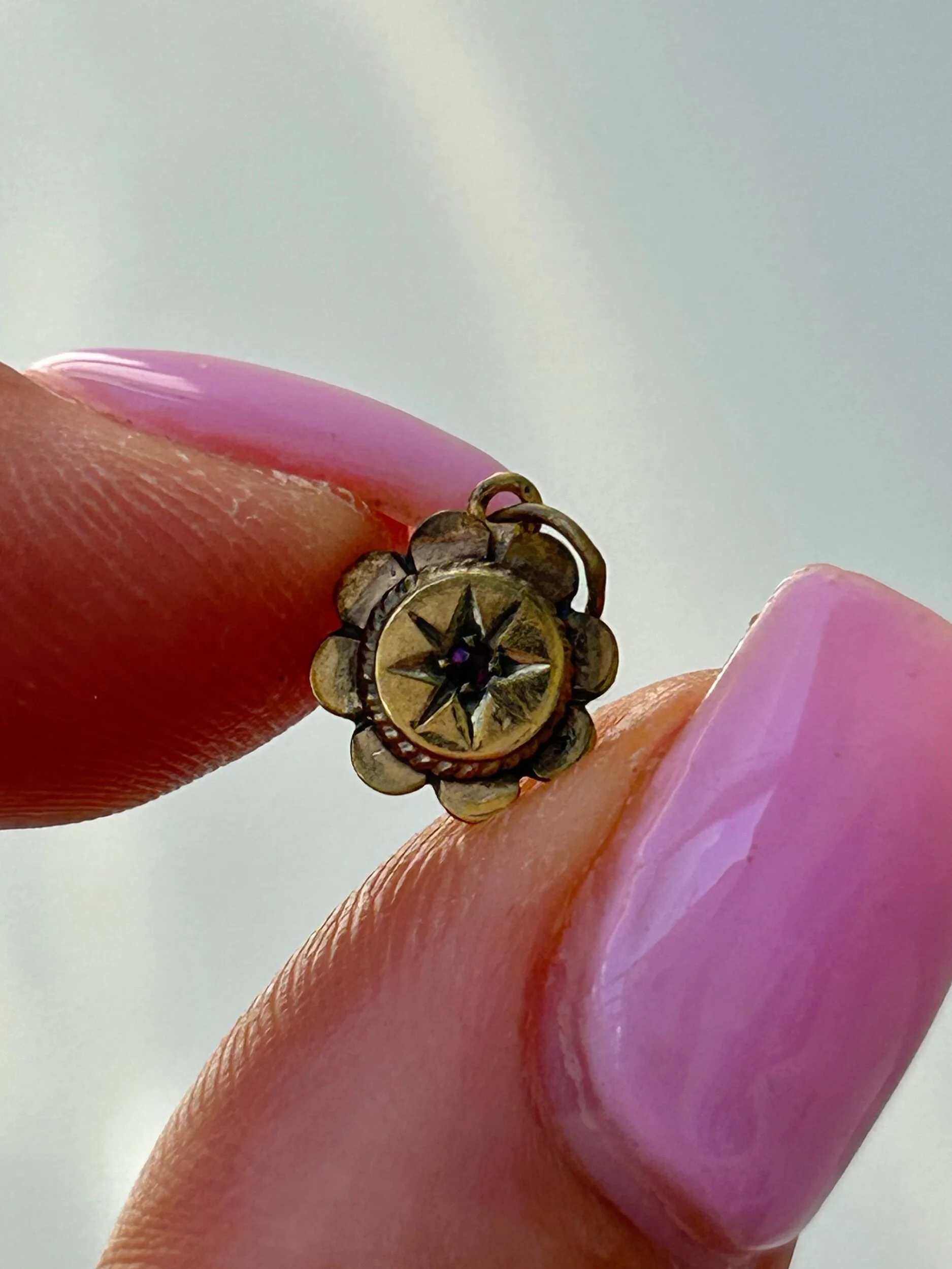 AD6C5FAD-3EFC-4417-910E-CC9E1888098F