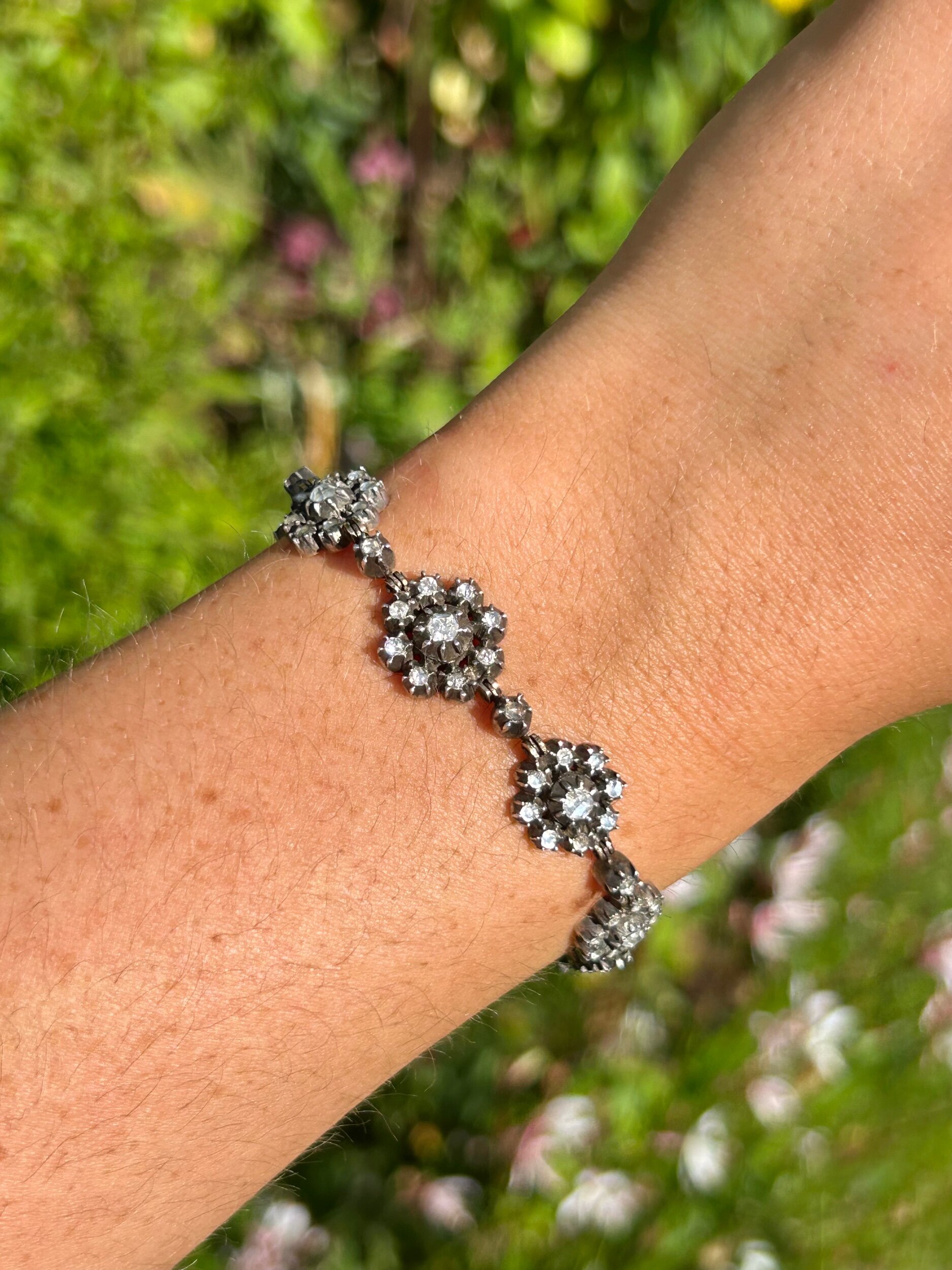 3DB1A29E-C799-4087-A369-E205EB8FB8A5