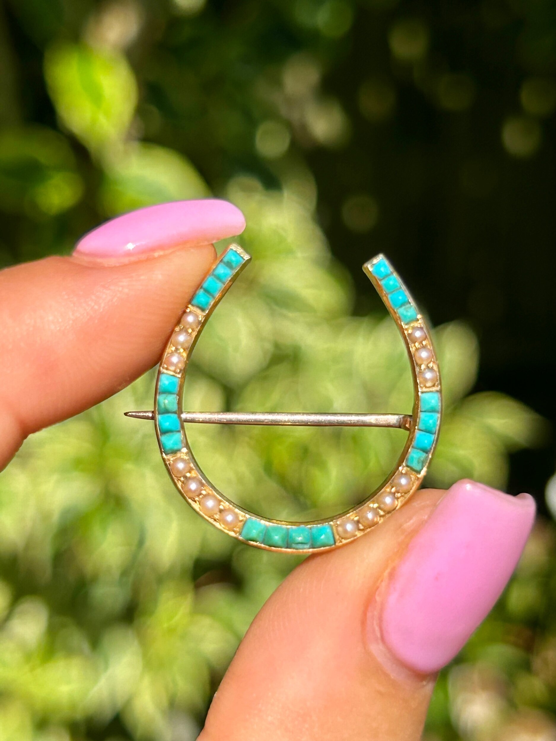 0A9D5BD7-E1B5-46C8-AF37-105737EDE0DD