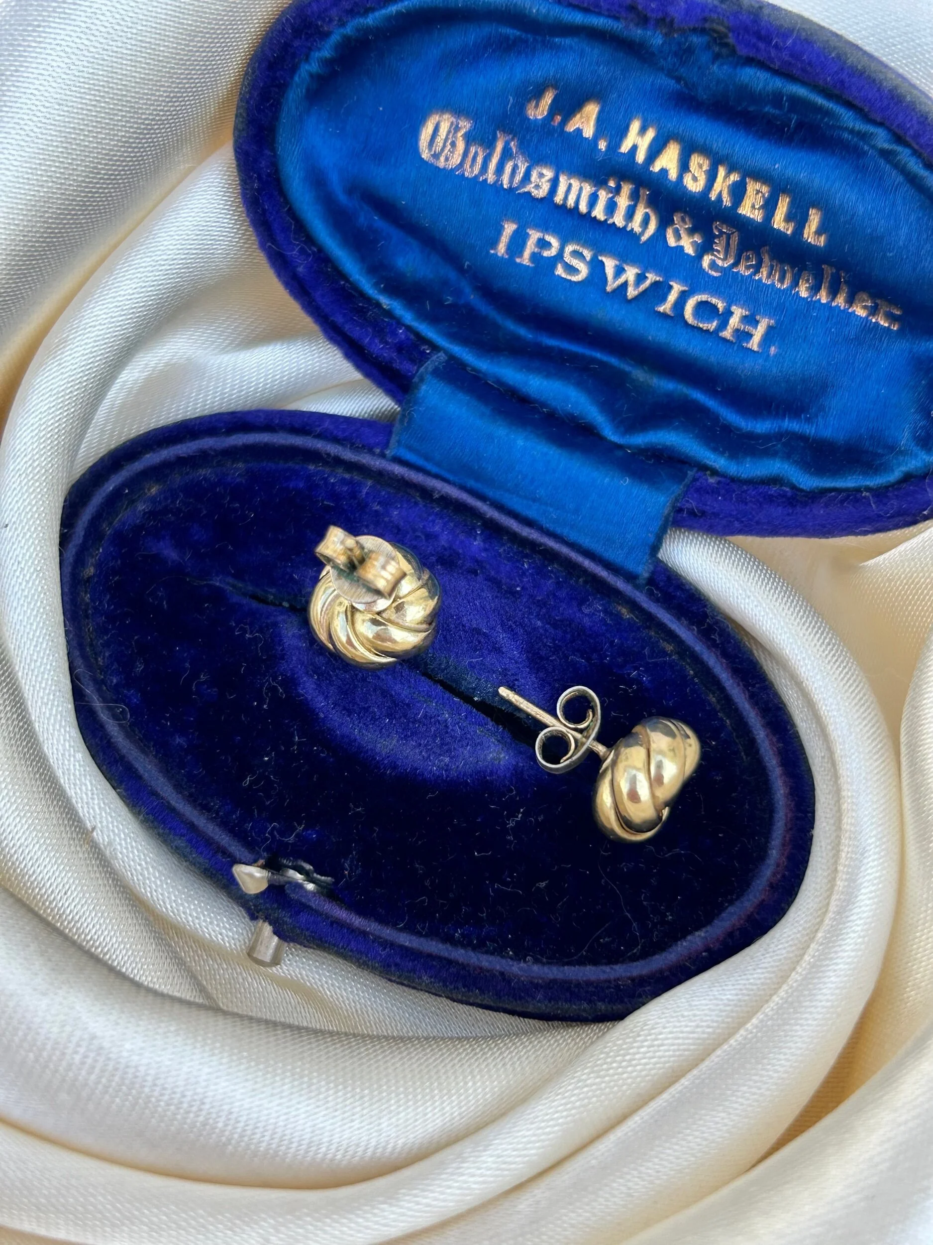 A3415685-8D1F-4DFC-9E31-7906AE33788E