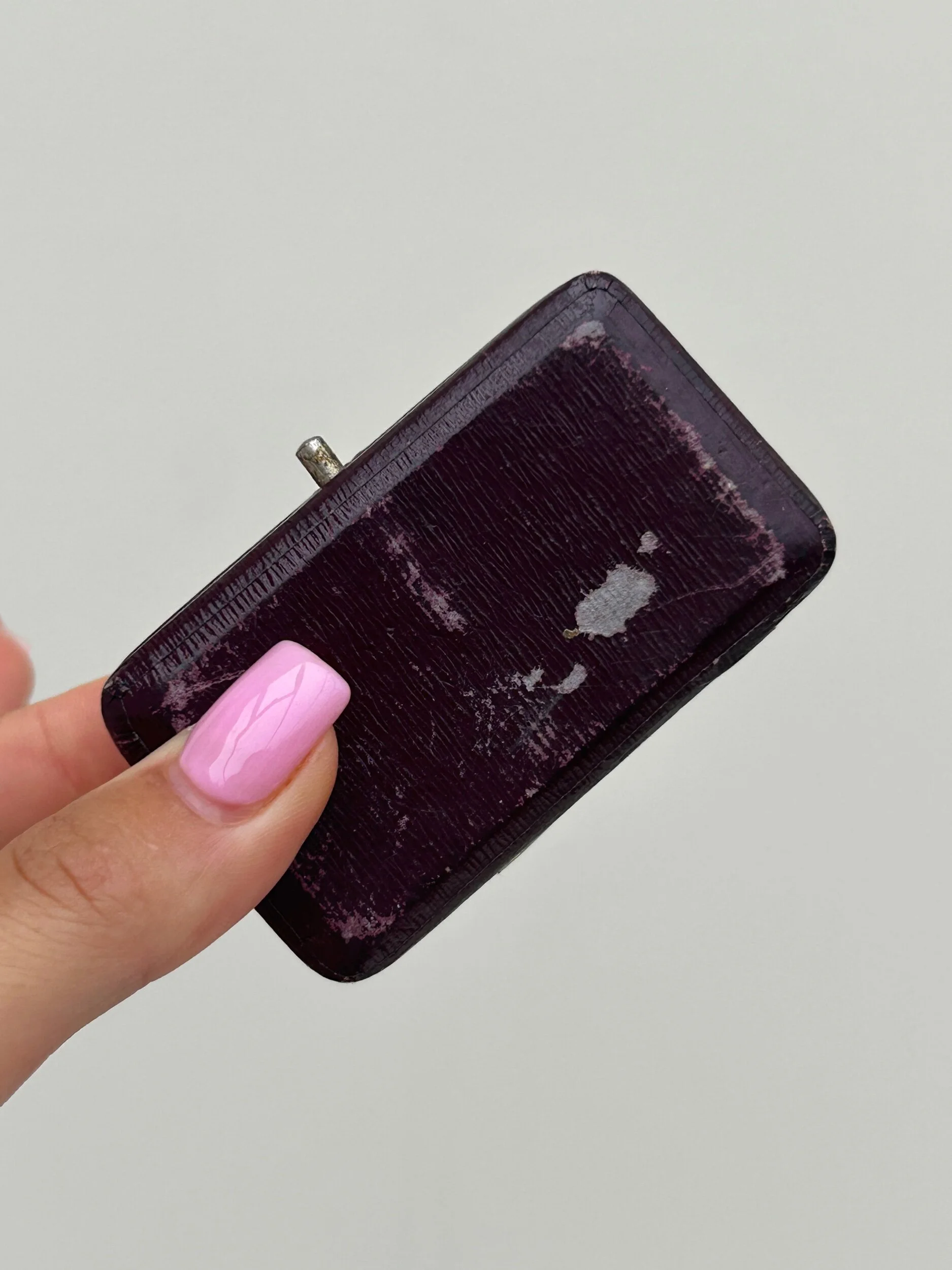 3EE8665B-8F4C-4ED5-94C0-0839C97C3961