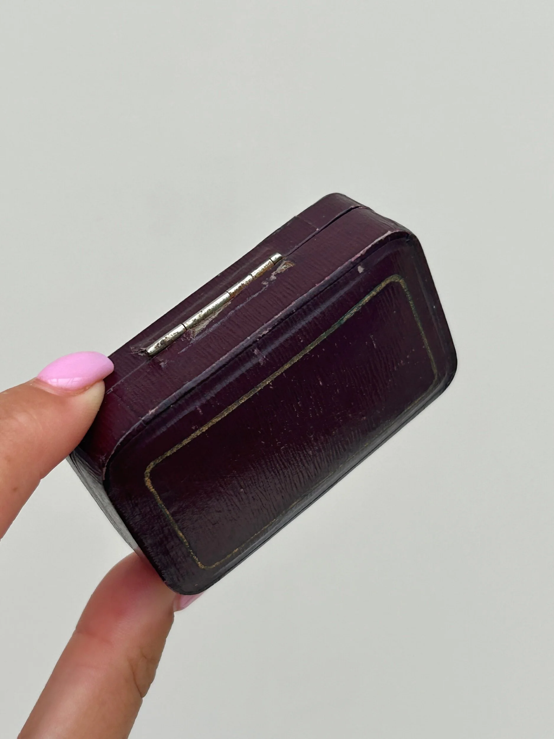 E2FA0970-AB71-43B9-8644-EC9D9B12C6F1