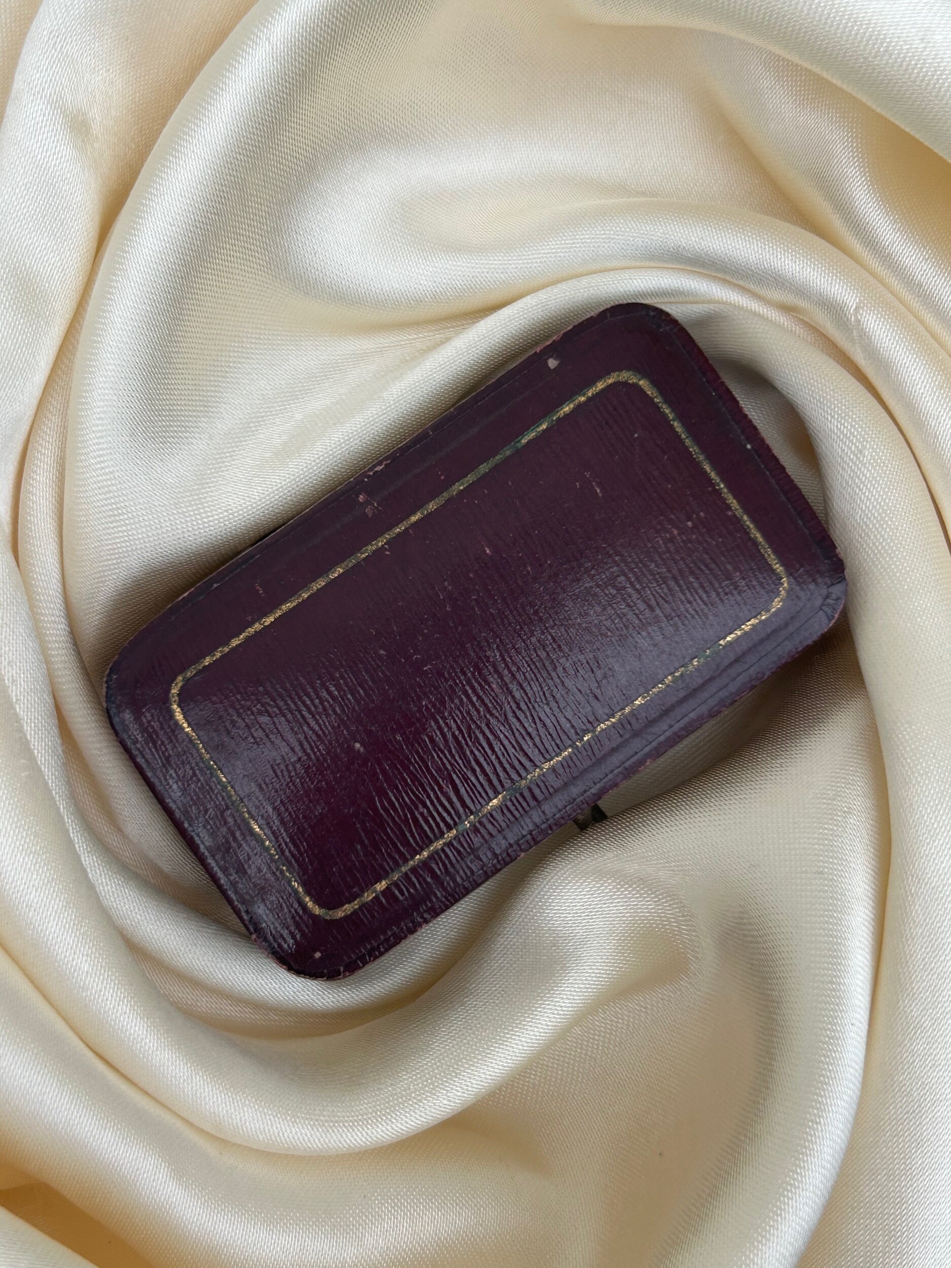 DC7EDF9C-DD0C-4DDB-84C3-AB1A2AFAB78F