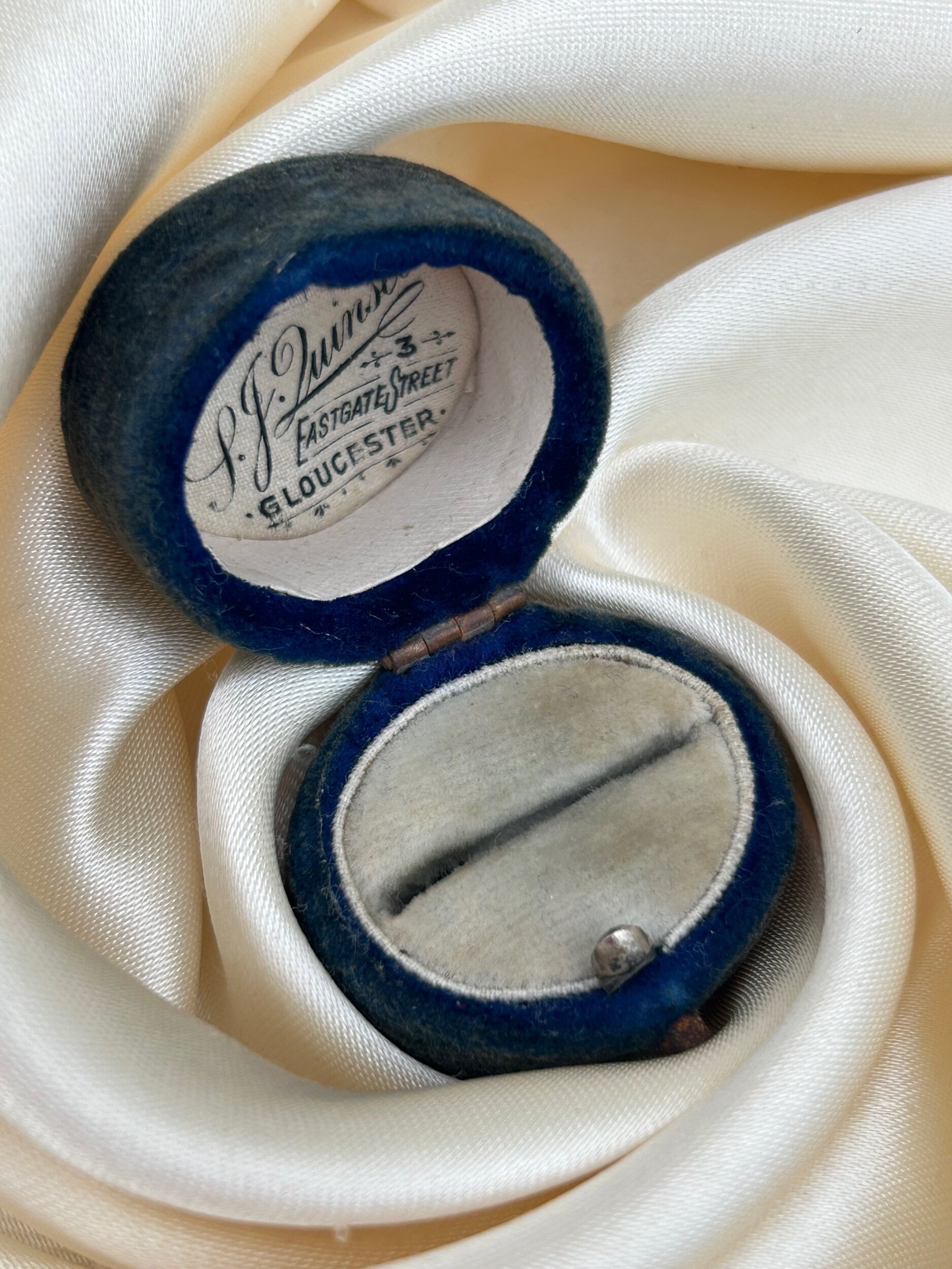 A02ACE99-941A-4256-9BC6-71C6D513EFEB