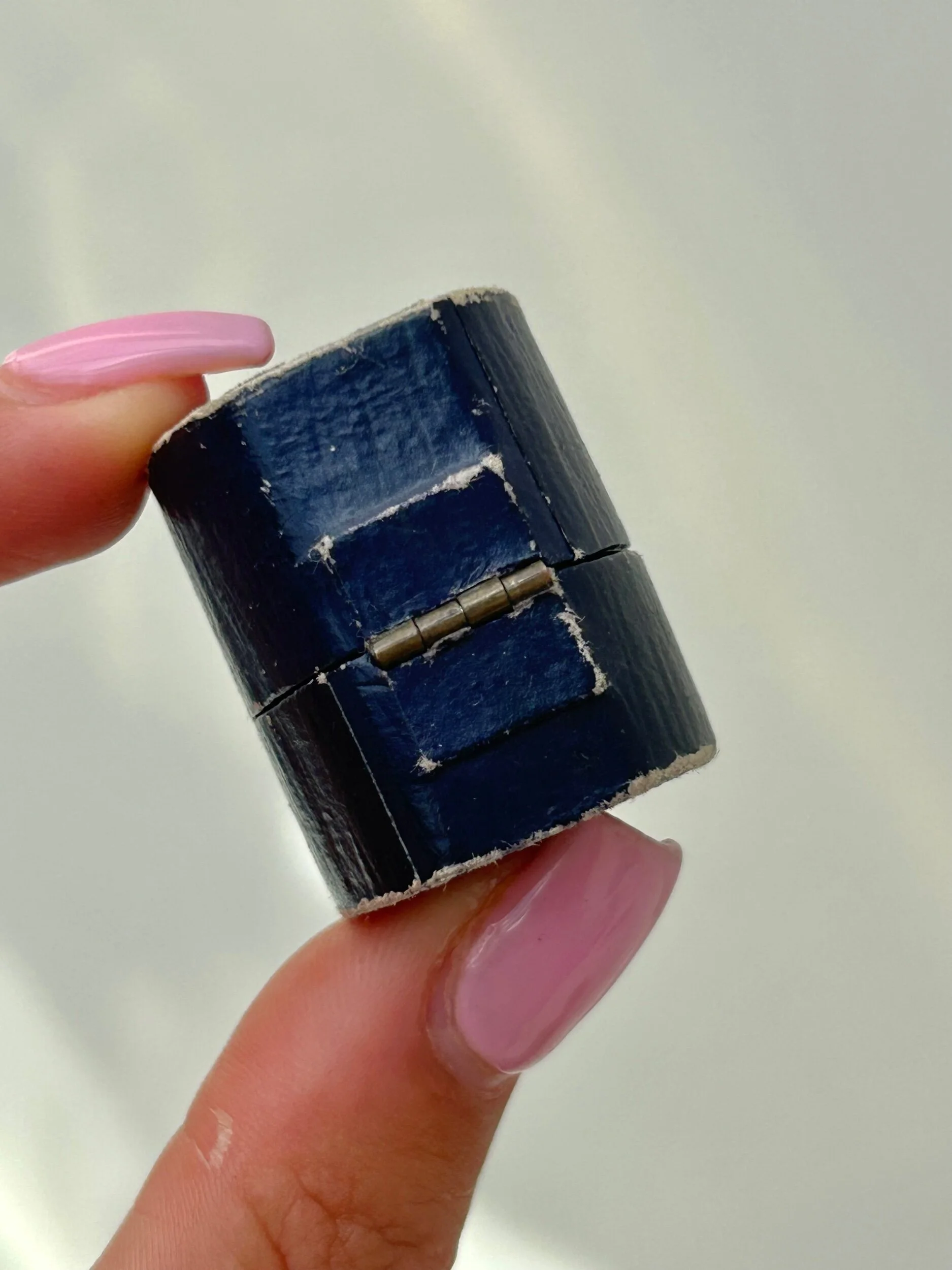 51965A86-75AA-422C-B249-5F8F8A47E3B6