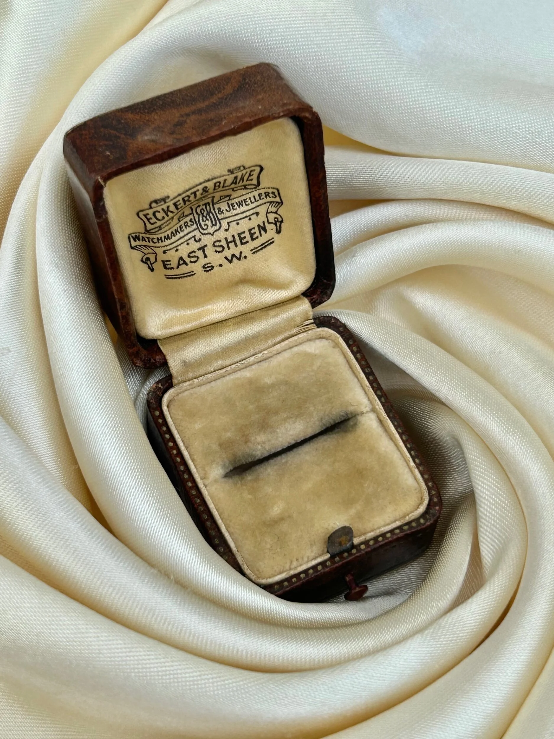 D96A4301-1D2D-4685-AA1C-0624B553ECD9