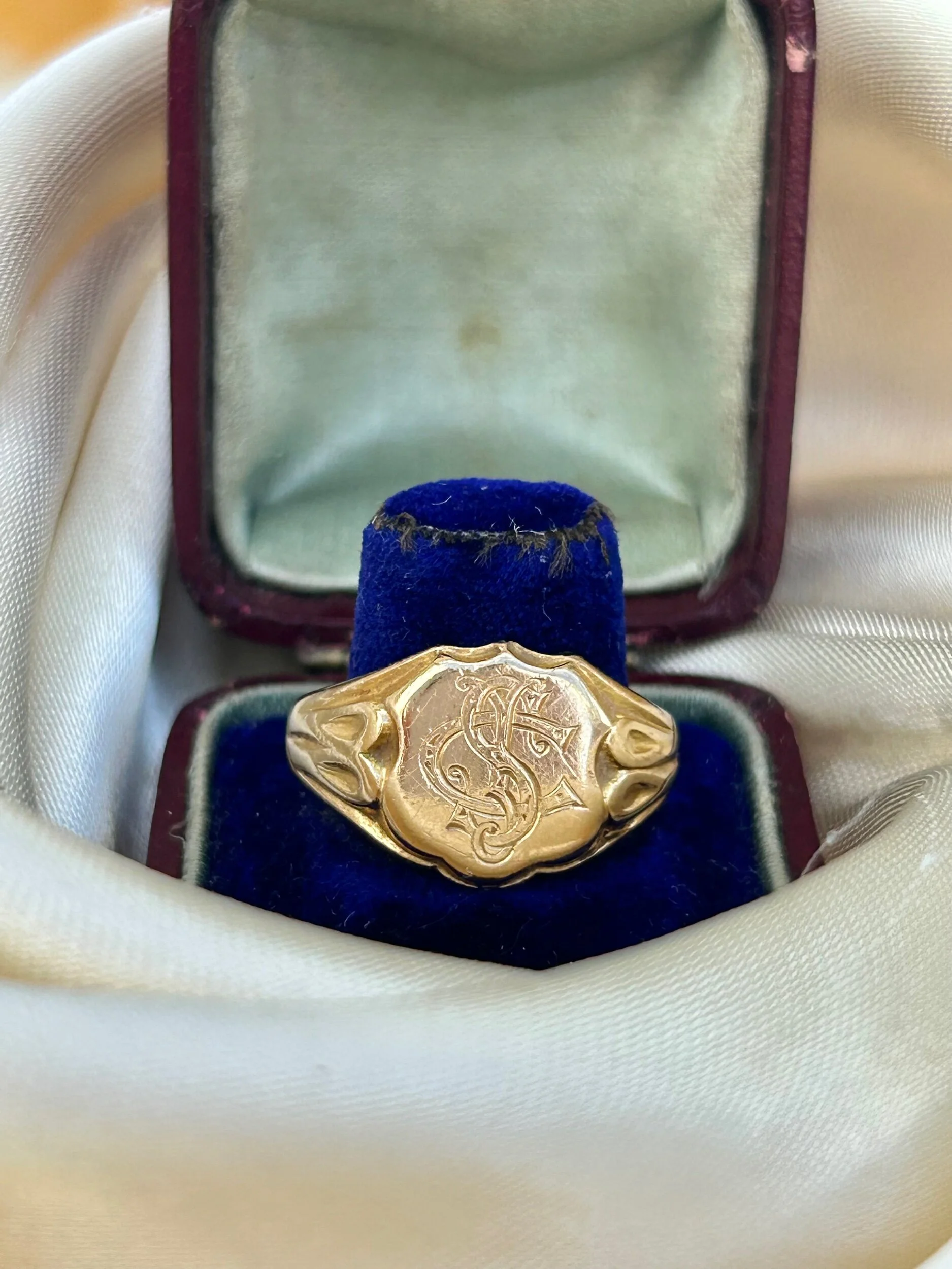 1051EEB7-7B8B-4A58-9C3E-3E89623230AD