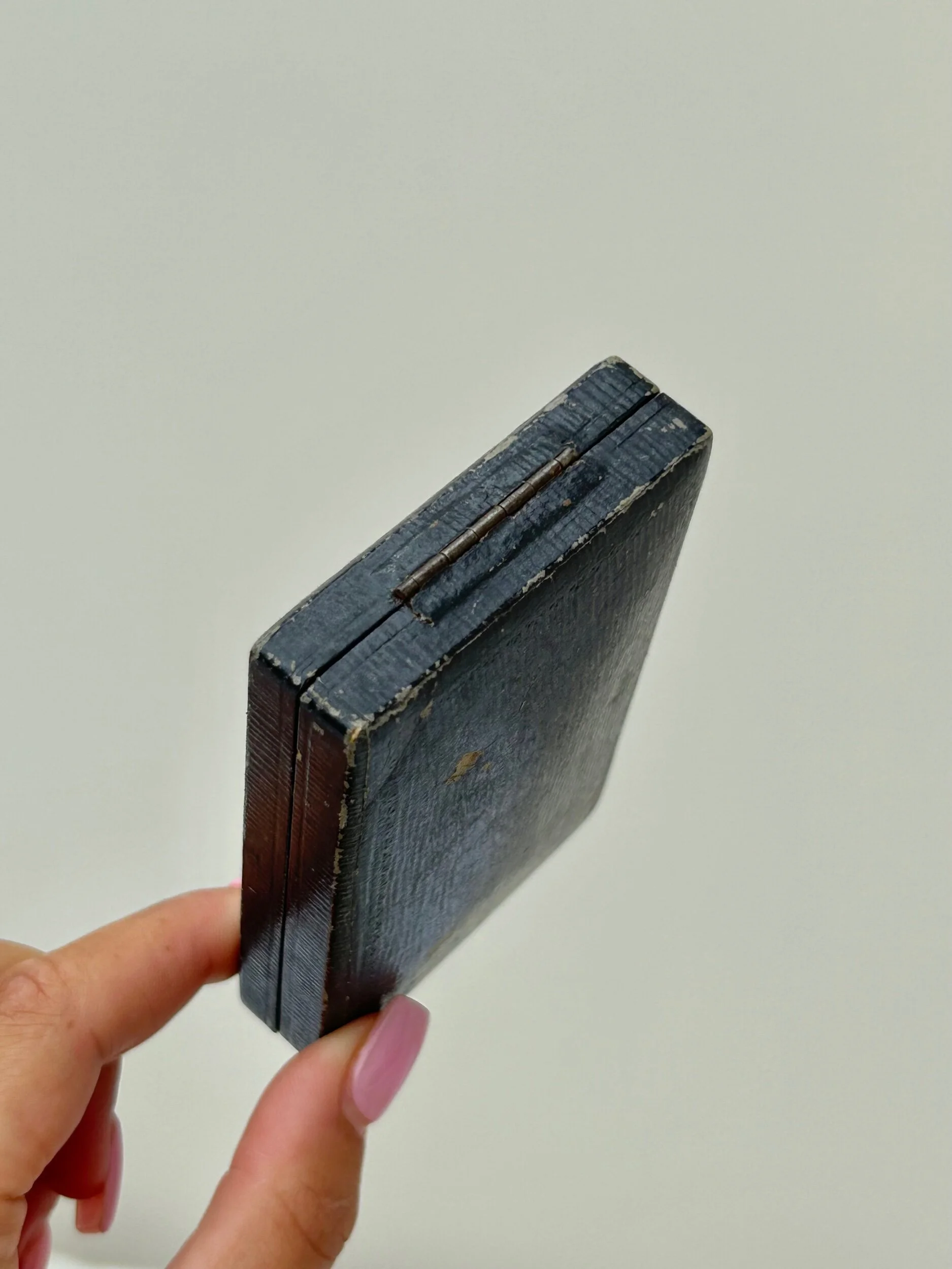 1A1867A5-7441-4926-9E5D-69078AF72D3A