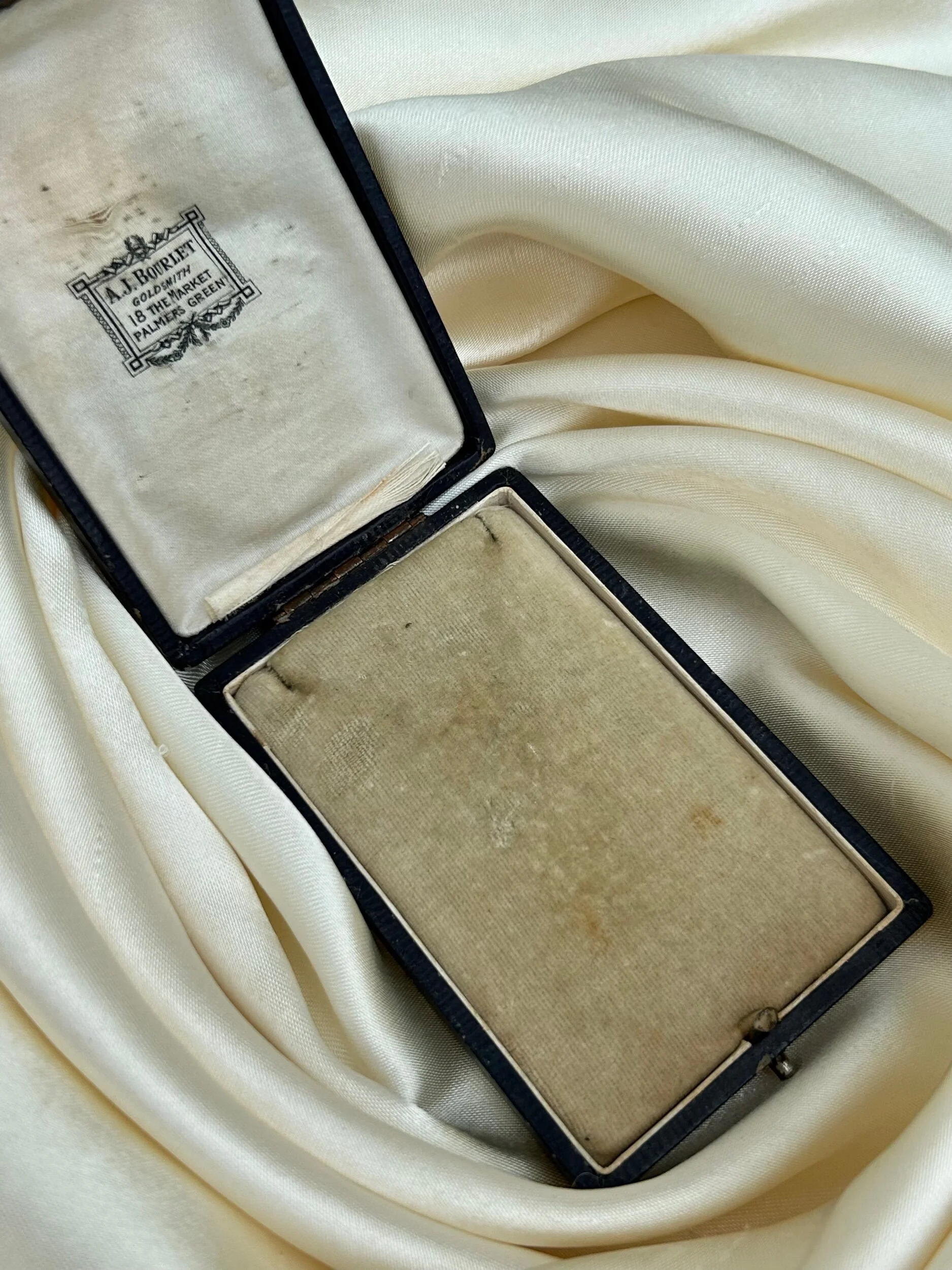 9CAD4D91-A1D0-412E-B05E-9ECC9FE6E0B3