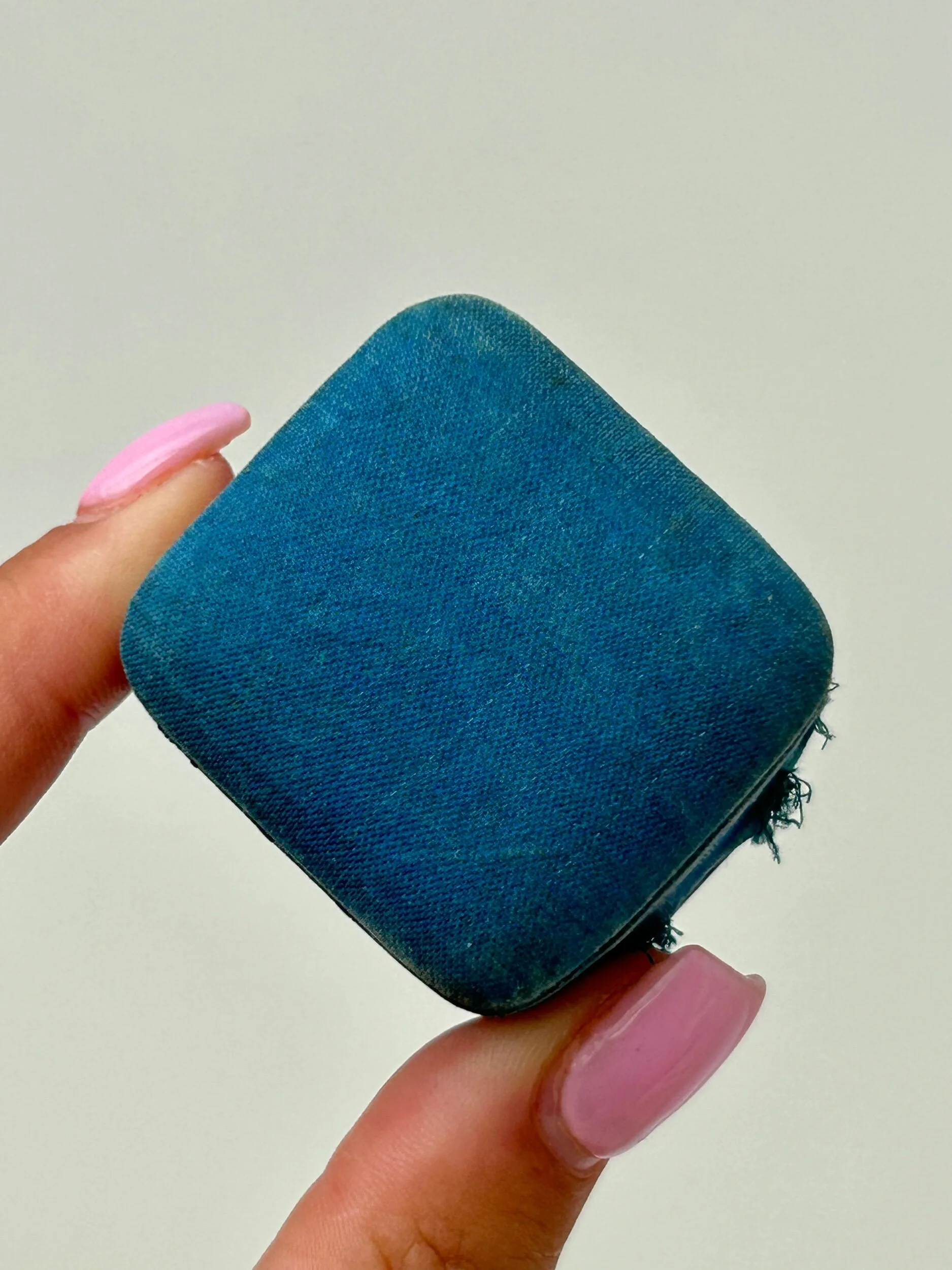 2C40DEBC-C8C4-47F9-9887-39B9EFD13ED0