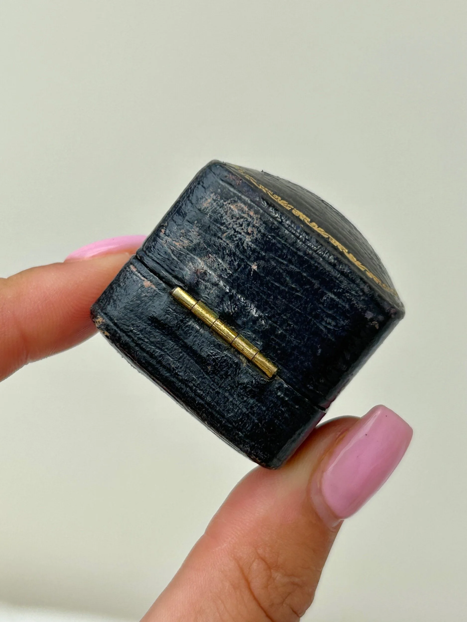 51D8F1DD-27AF-4E34-9AE1-AD49CD61D0BF