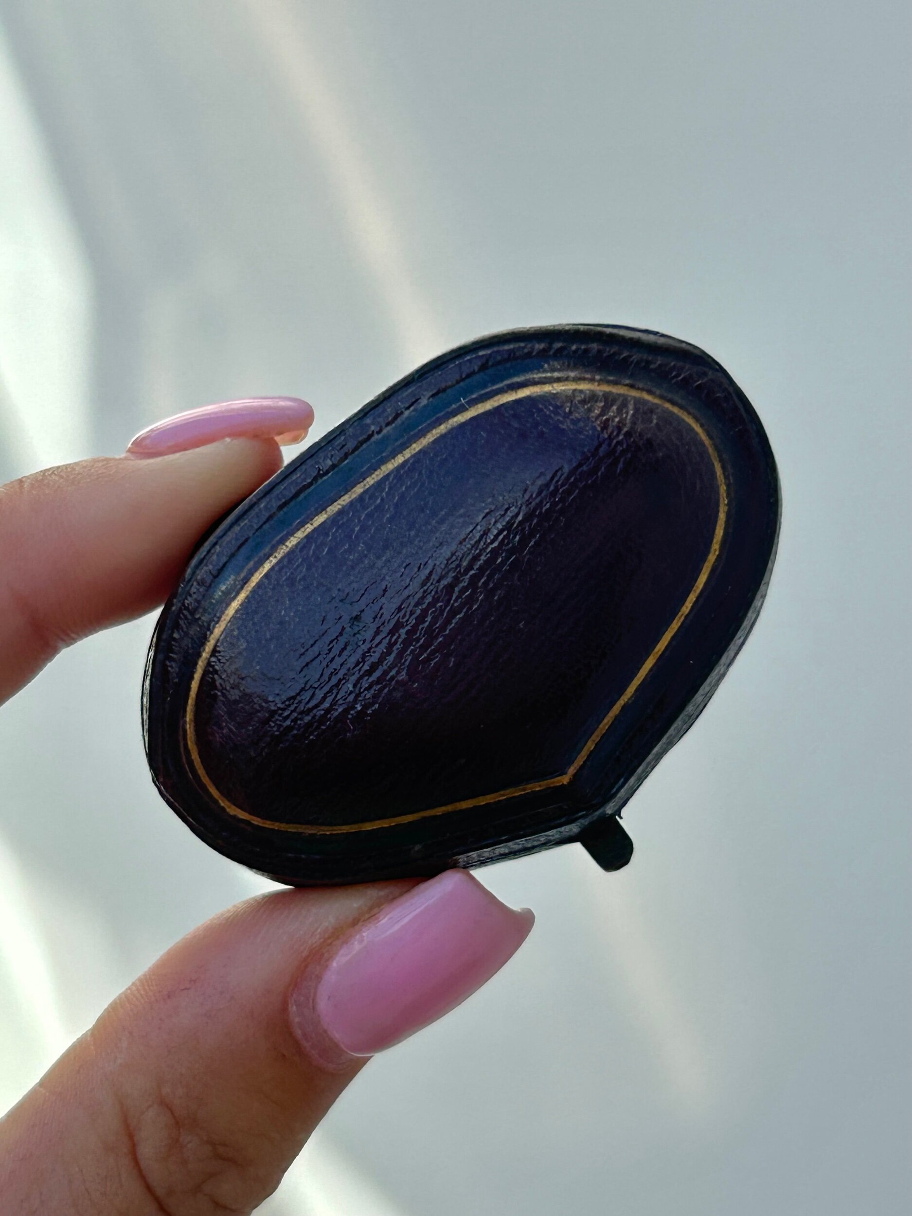 D6A35A42-ACBA-4E88-B365-44901D2F593F