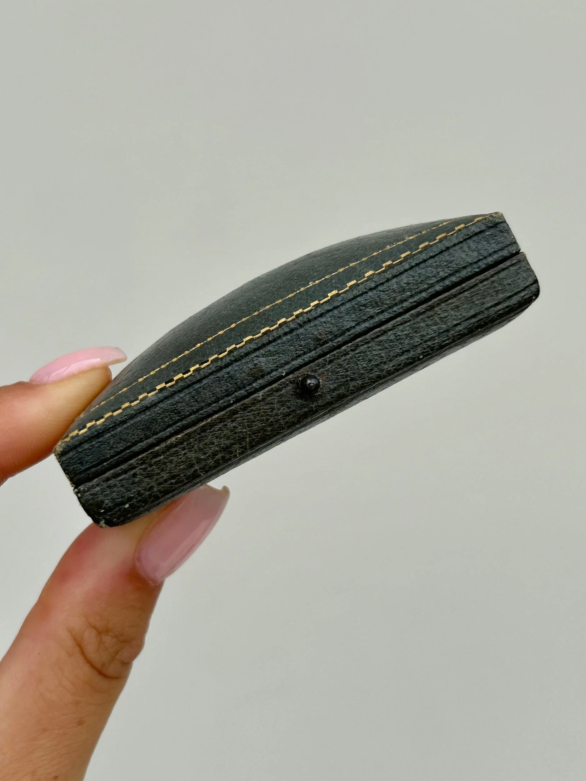 3DFC0450-F338-44B6-9BF6-FF8B9F50E6B4