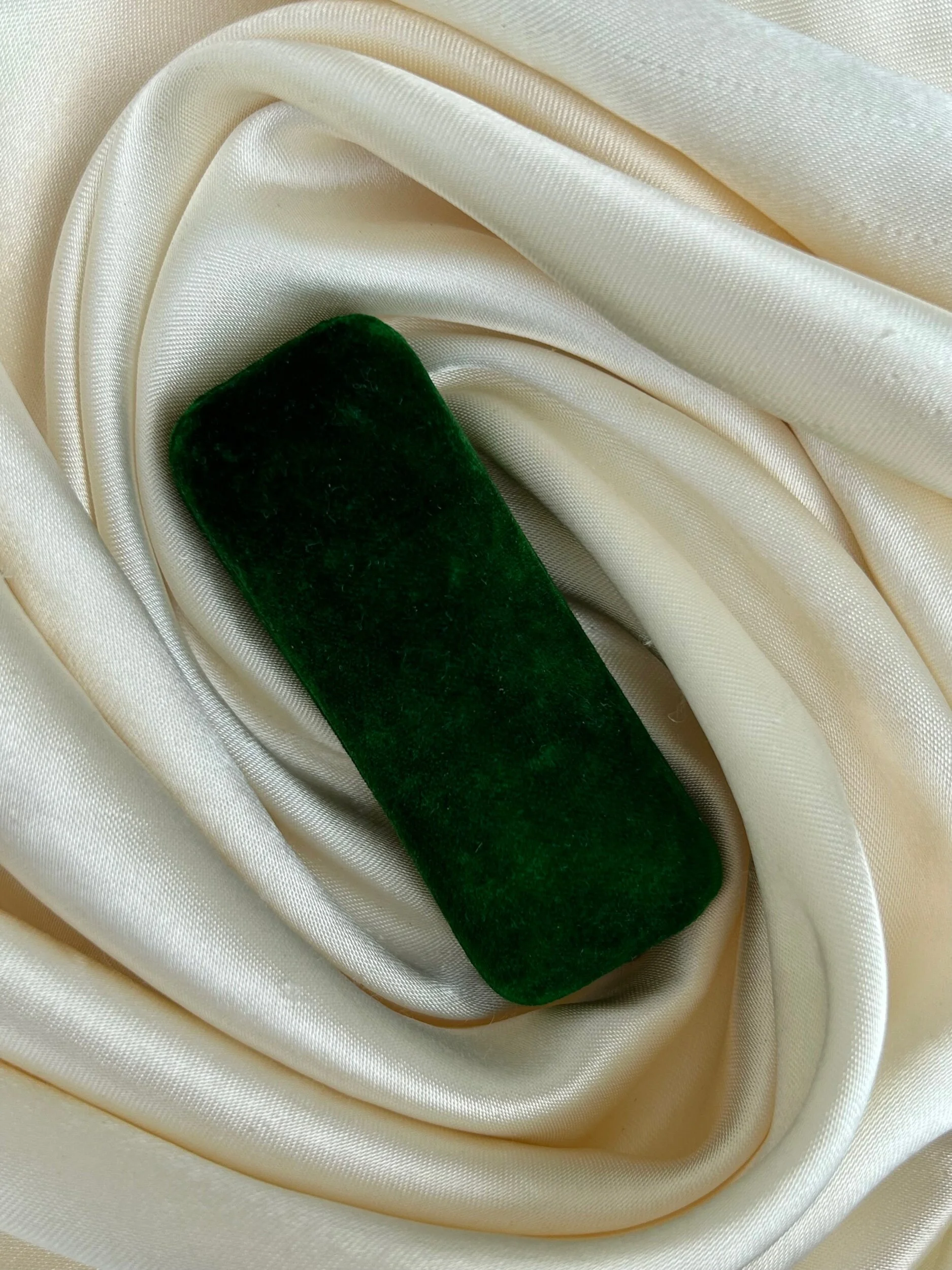 1F1EF287-AB88-4CE3-8F6B-53F4EBC82238