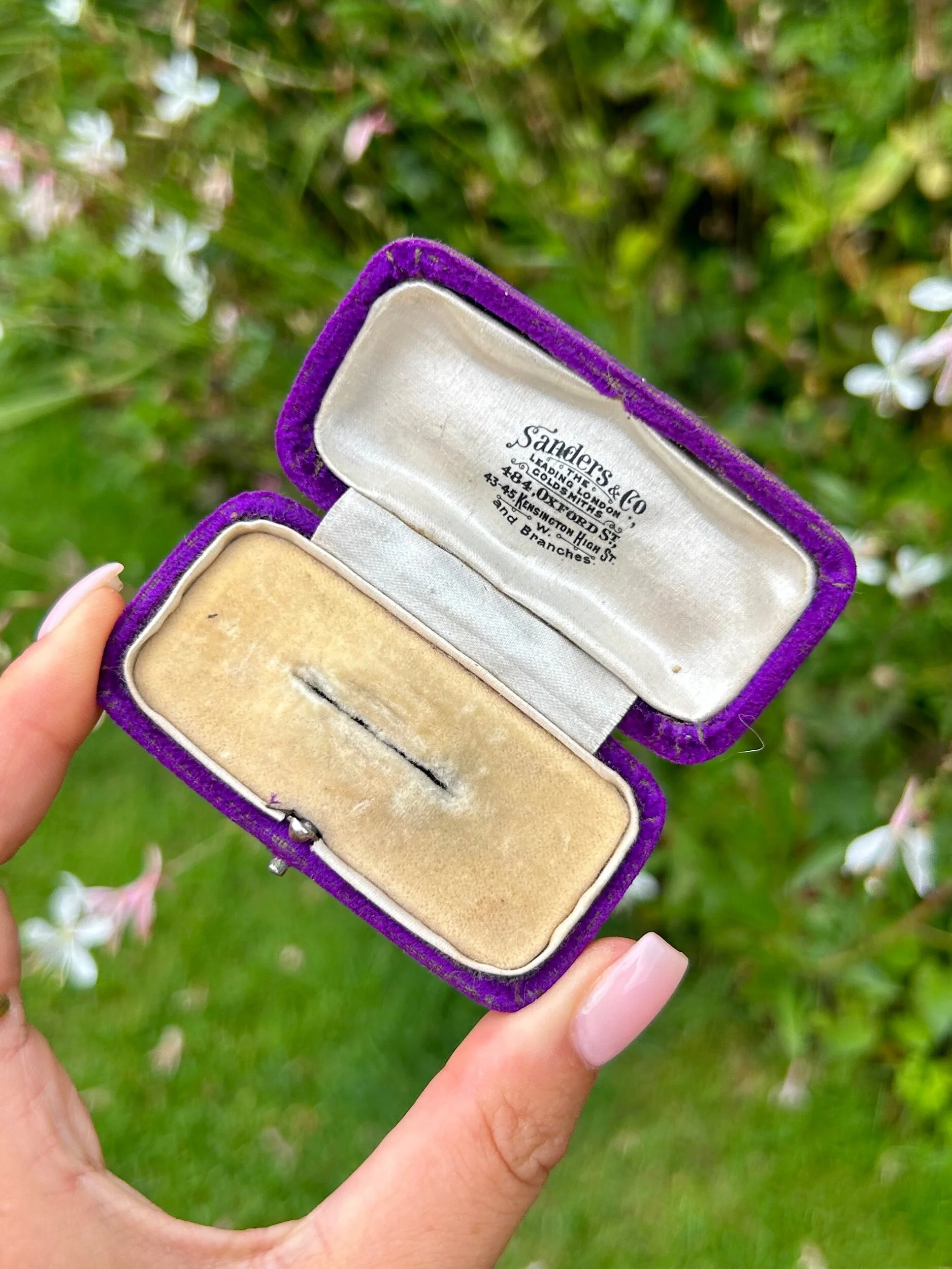 3B1559BA-375A-418F-97F2-837F4E322D89