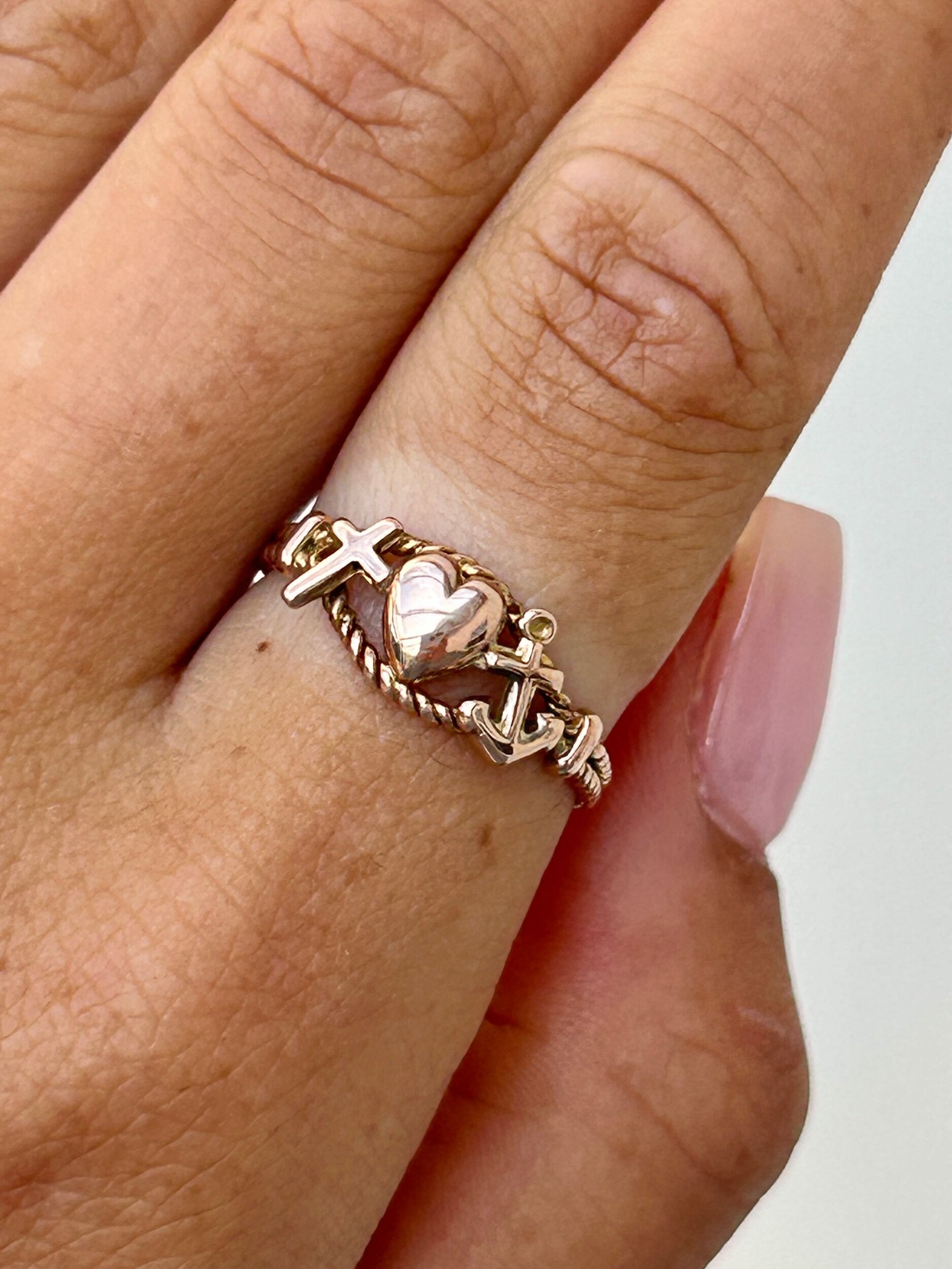 D103A1FE-994F-42D4-A369-E112A8CF31F9