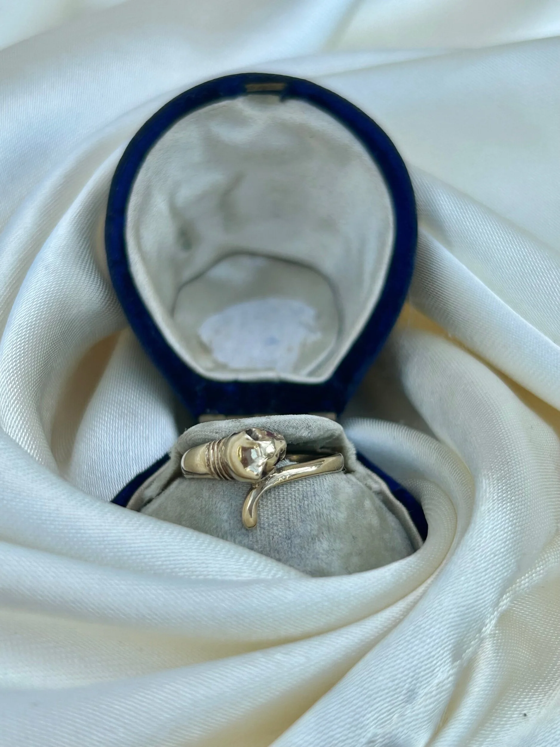 B3F5F660-FDA3-43B0-B5A3-7BBB3B71103E