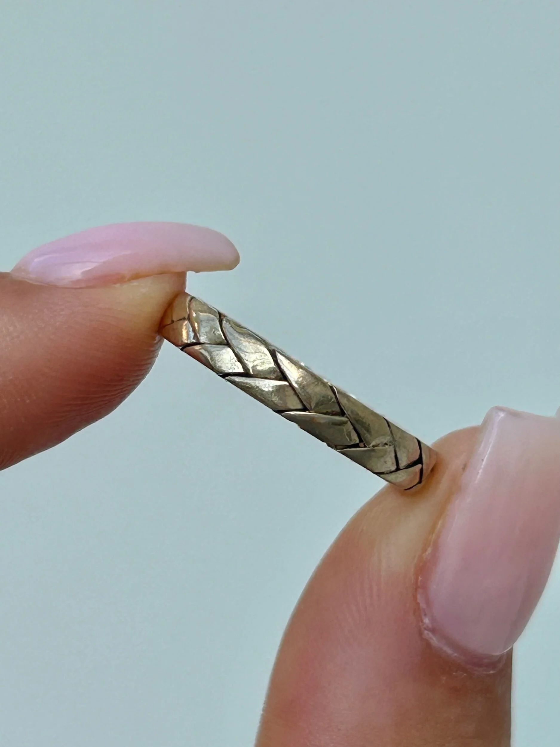 8DEACF63-F13F-4767-B3E5-268D0BF9F7ED