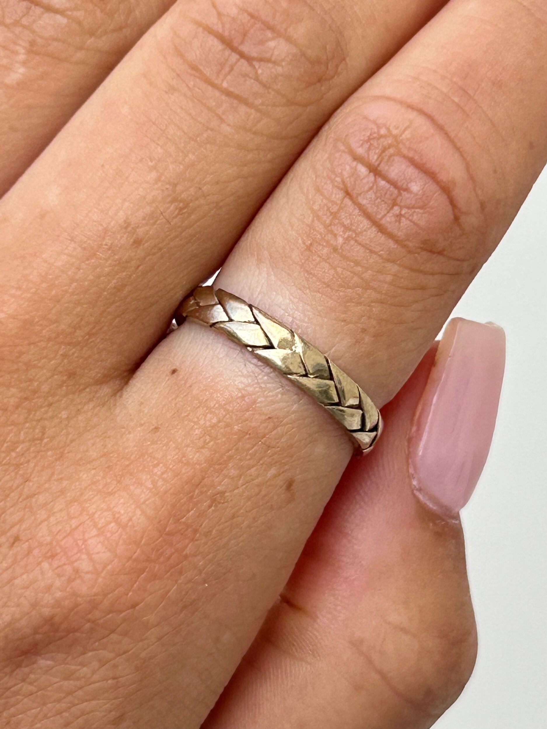 77AAC68B-D248-4C5F-9515-EF53A3A2E4B0