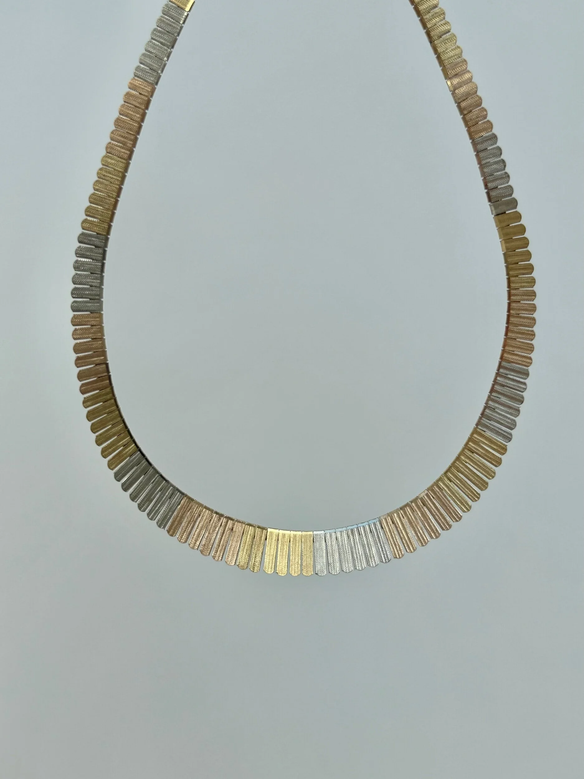 FA141E69-28DD-4BC7-9ECF-EA94BE3523B4