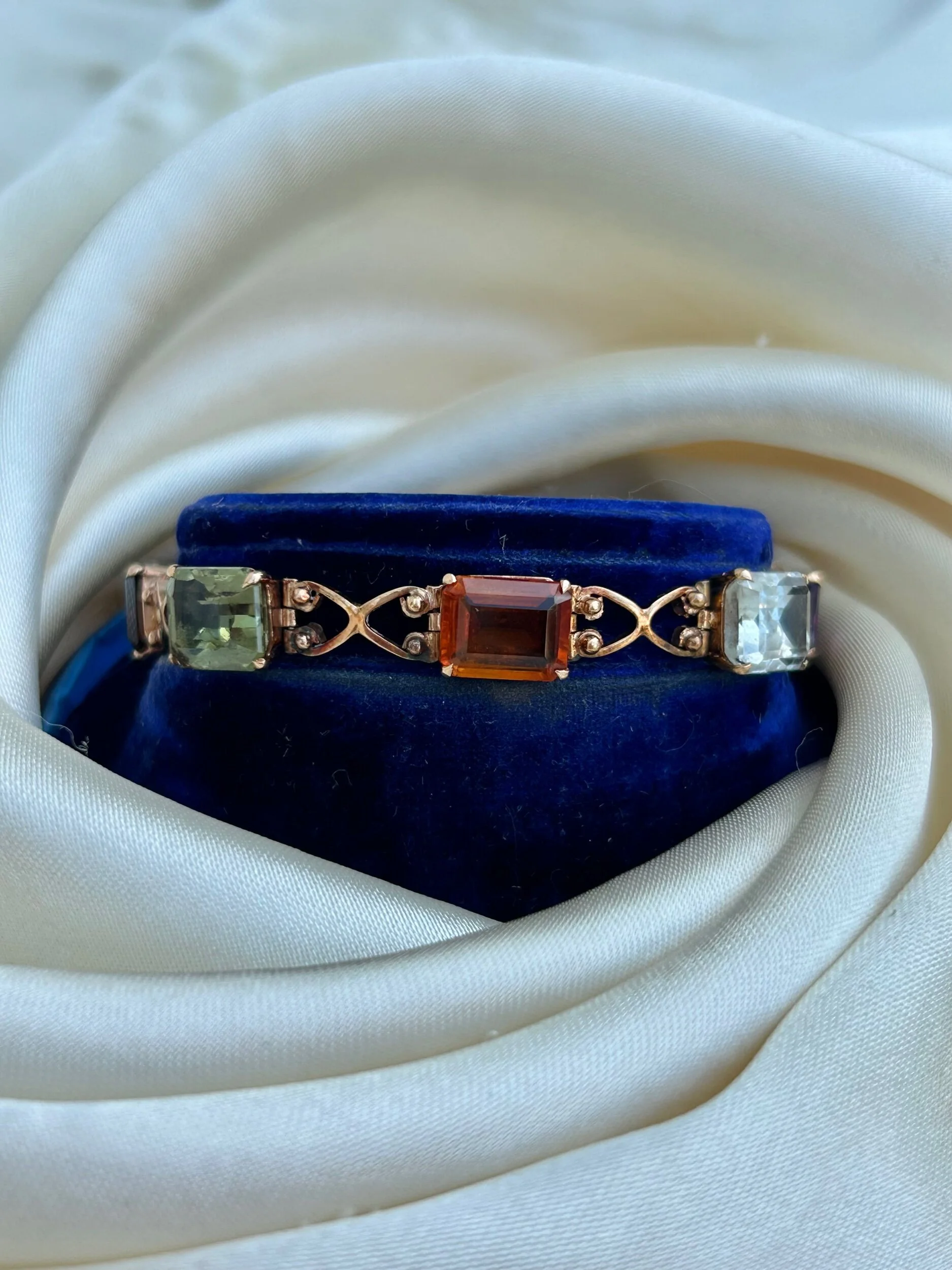 070241A4-206D-4070-83A5-0D838C597486