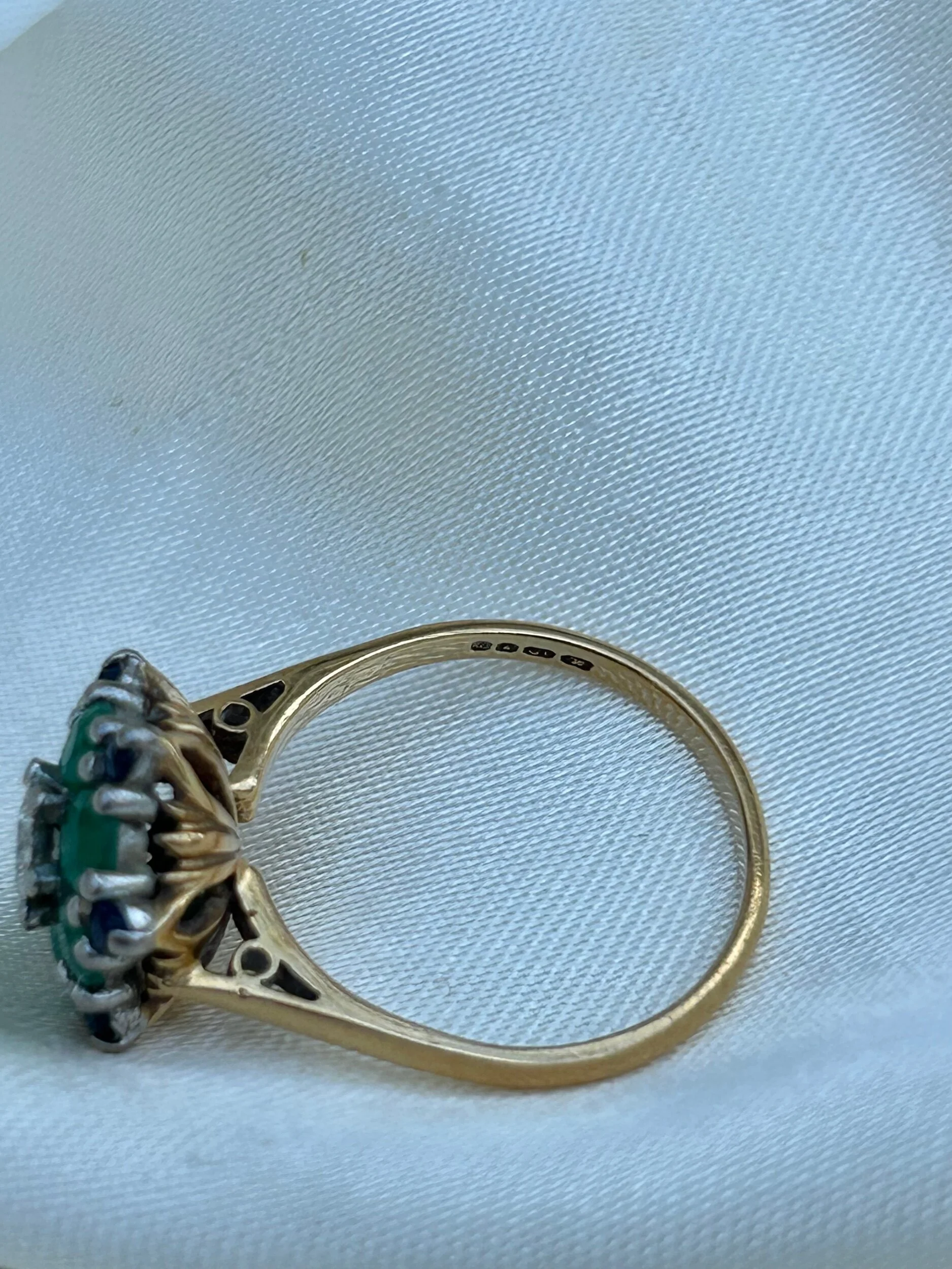 CB7E45C5-5012-4EE1-9C97-E54425CA41BA