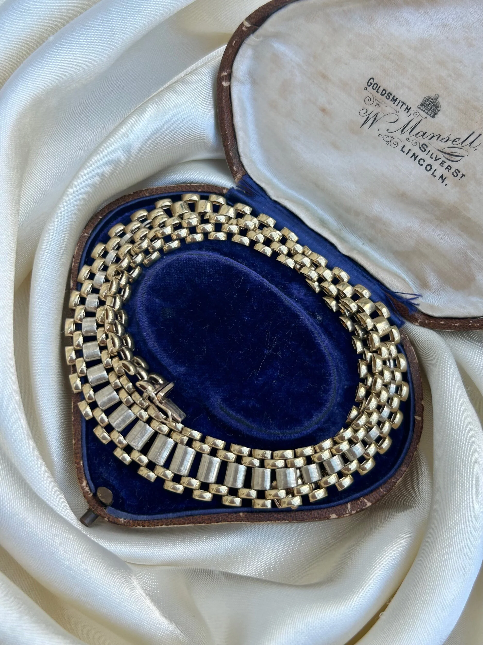 0EED522D-41A7-4CC1-885C-DC4492D96C60