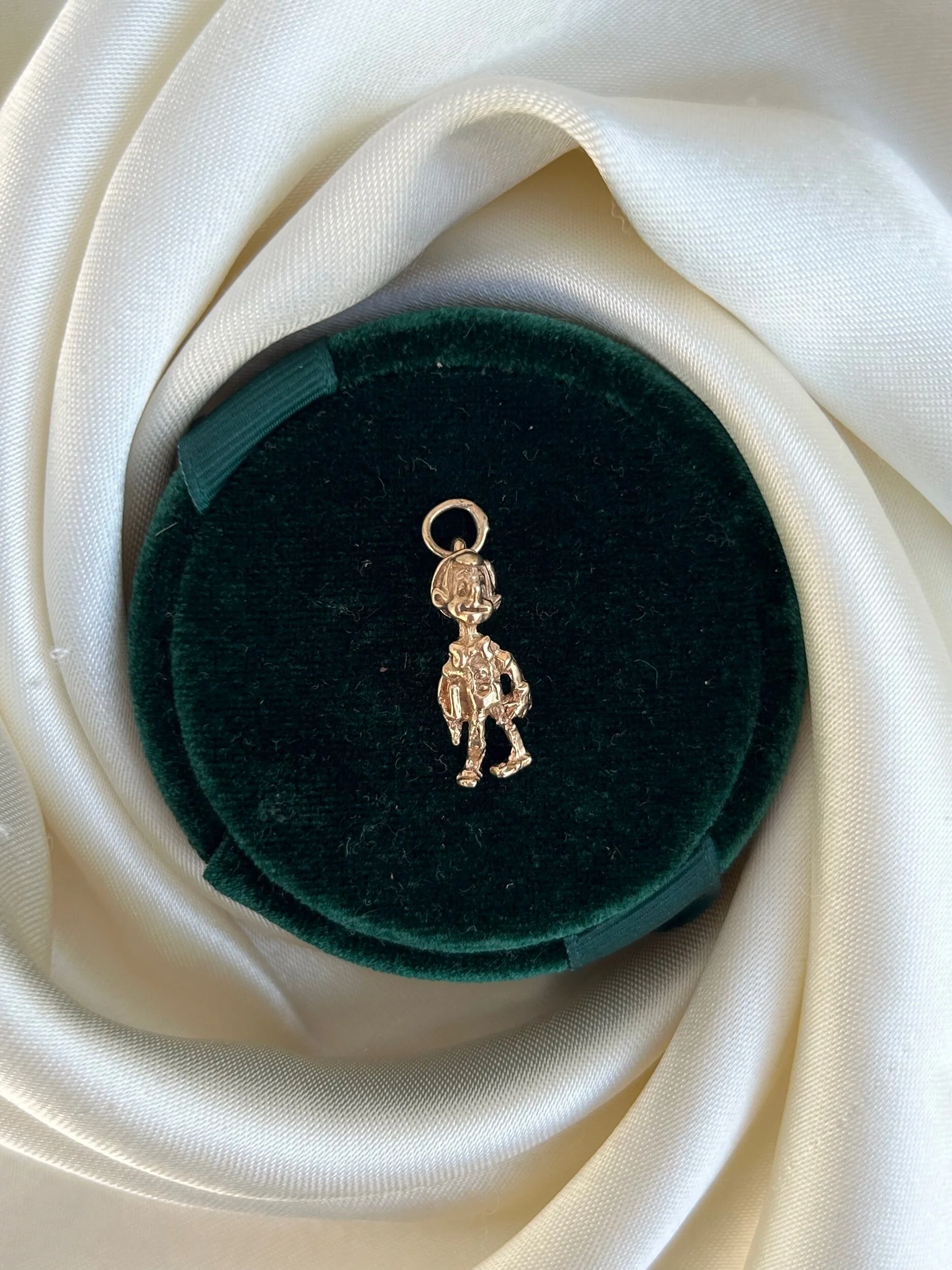 0B2D4547-4EA8-4C81-9747-138BD98C44C7