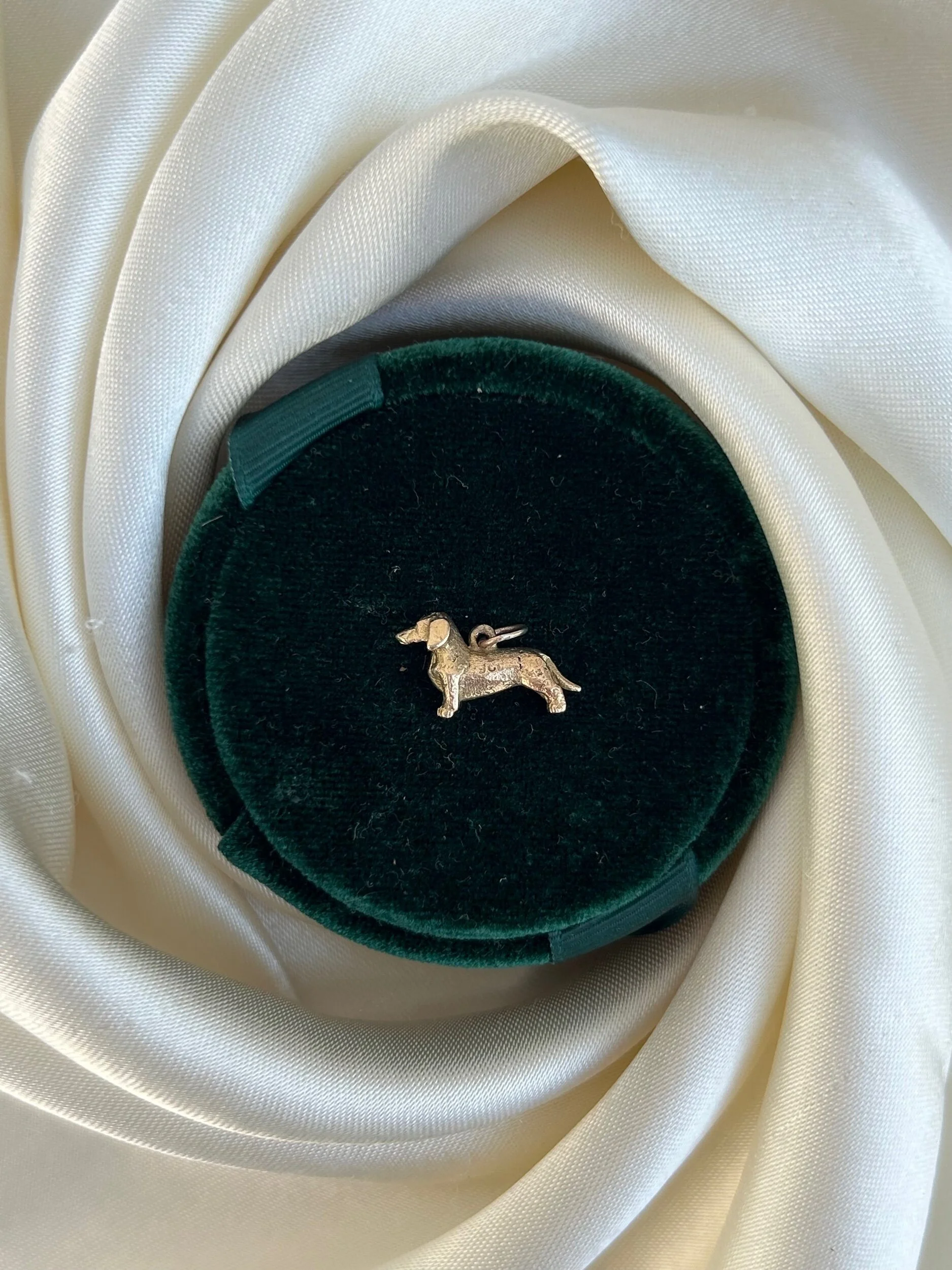 DD9FA889-146A-4D22-82D4-29FFF11E2312