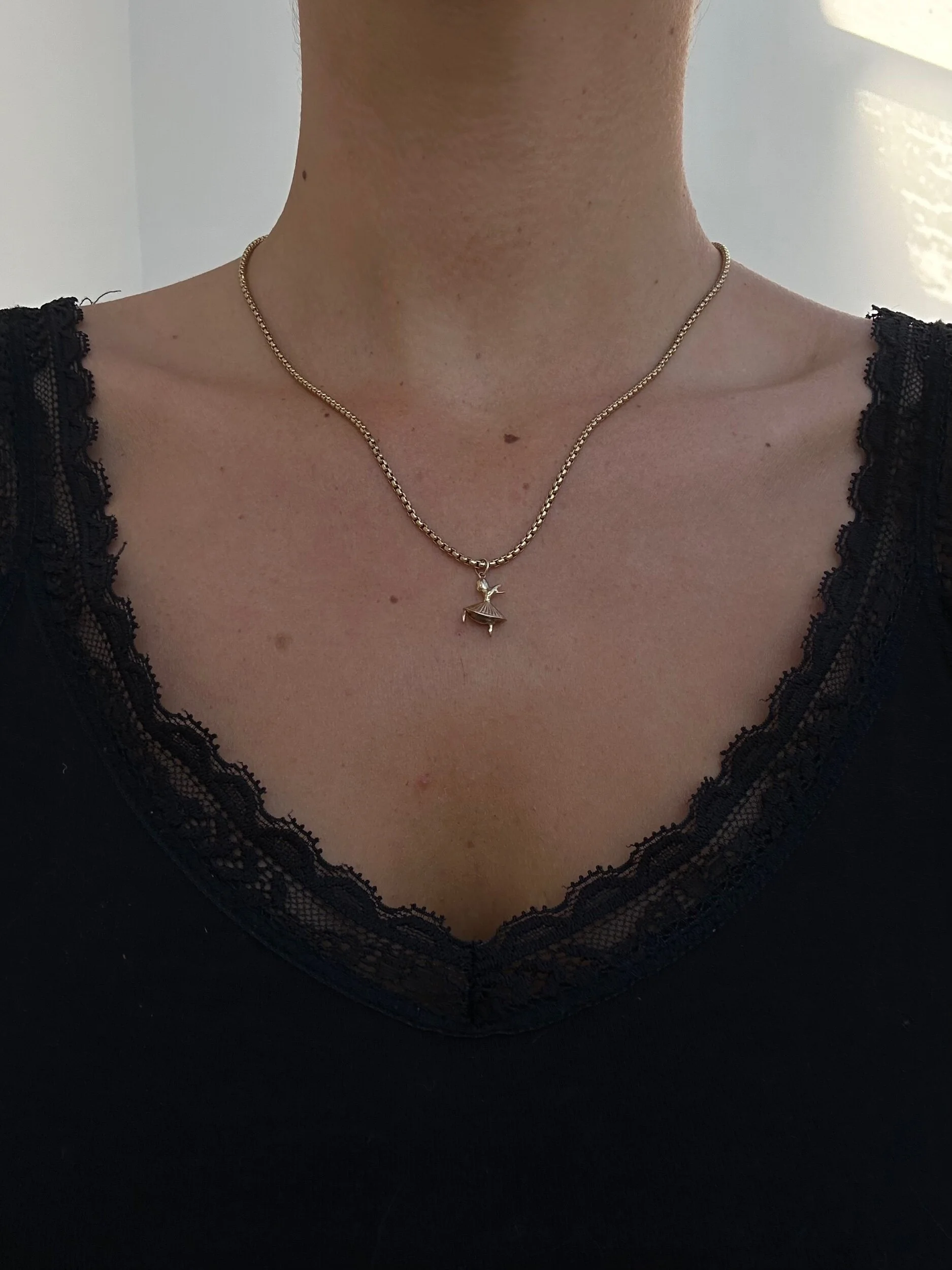 B54E5A35-979C-4040-B0A9-8C419FE140D1