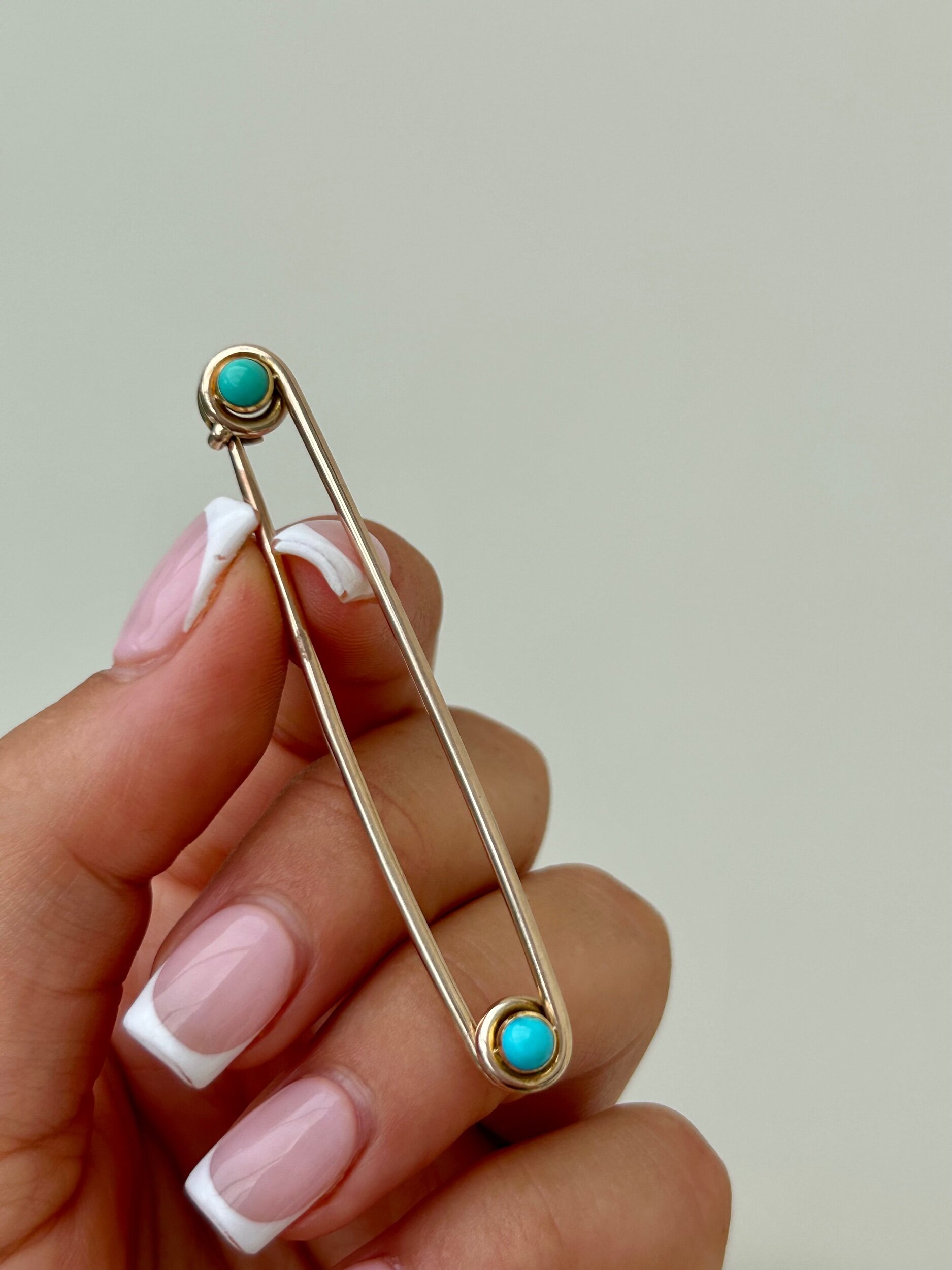 BEAE8D70-F49E-4219-B668-F2EB601F7E3C