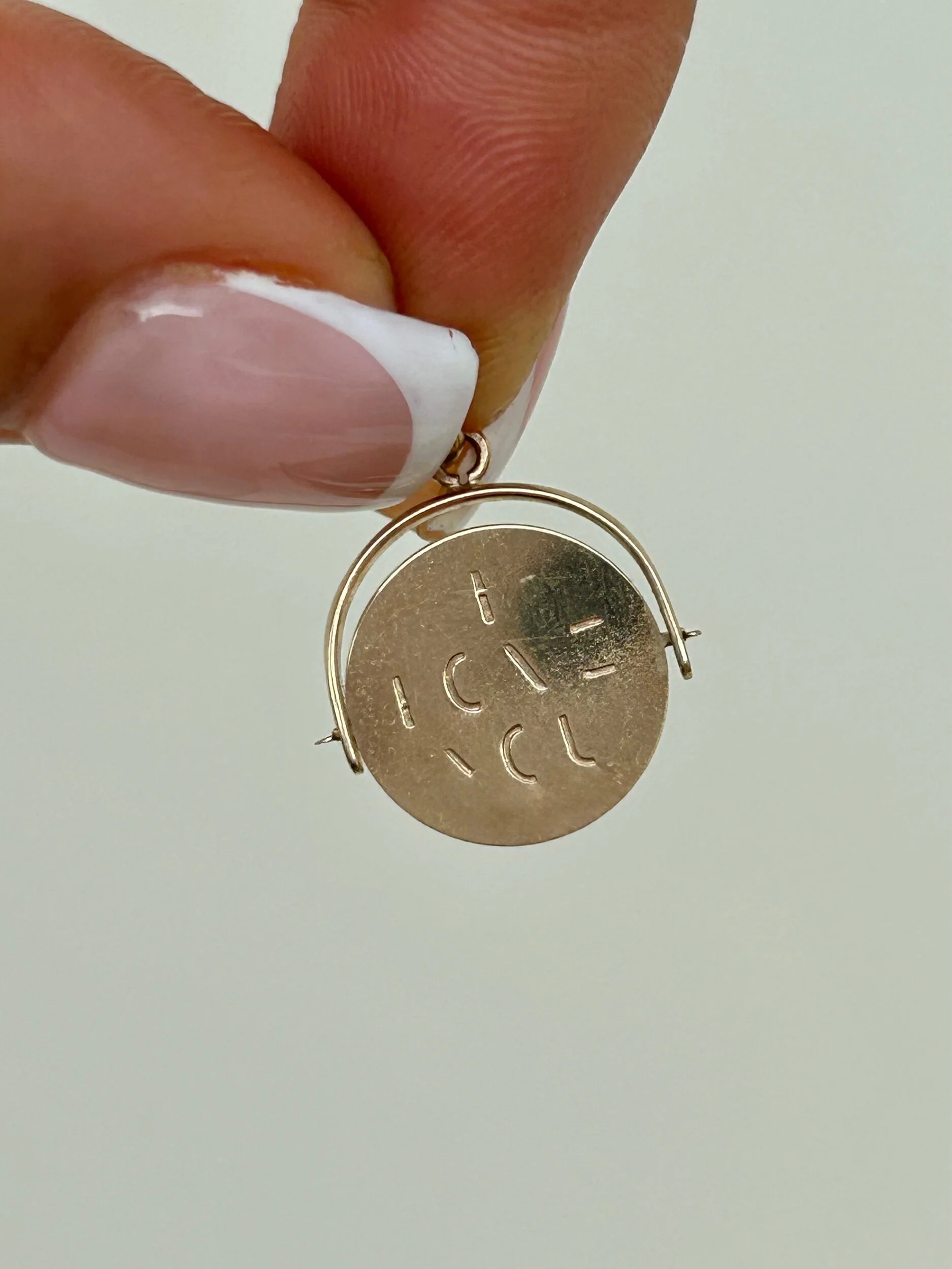 A83CB2A5-428B-4D1C-930D-AFB9F917ED7A