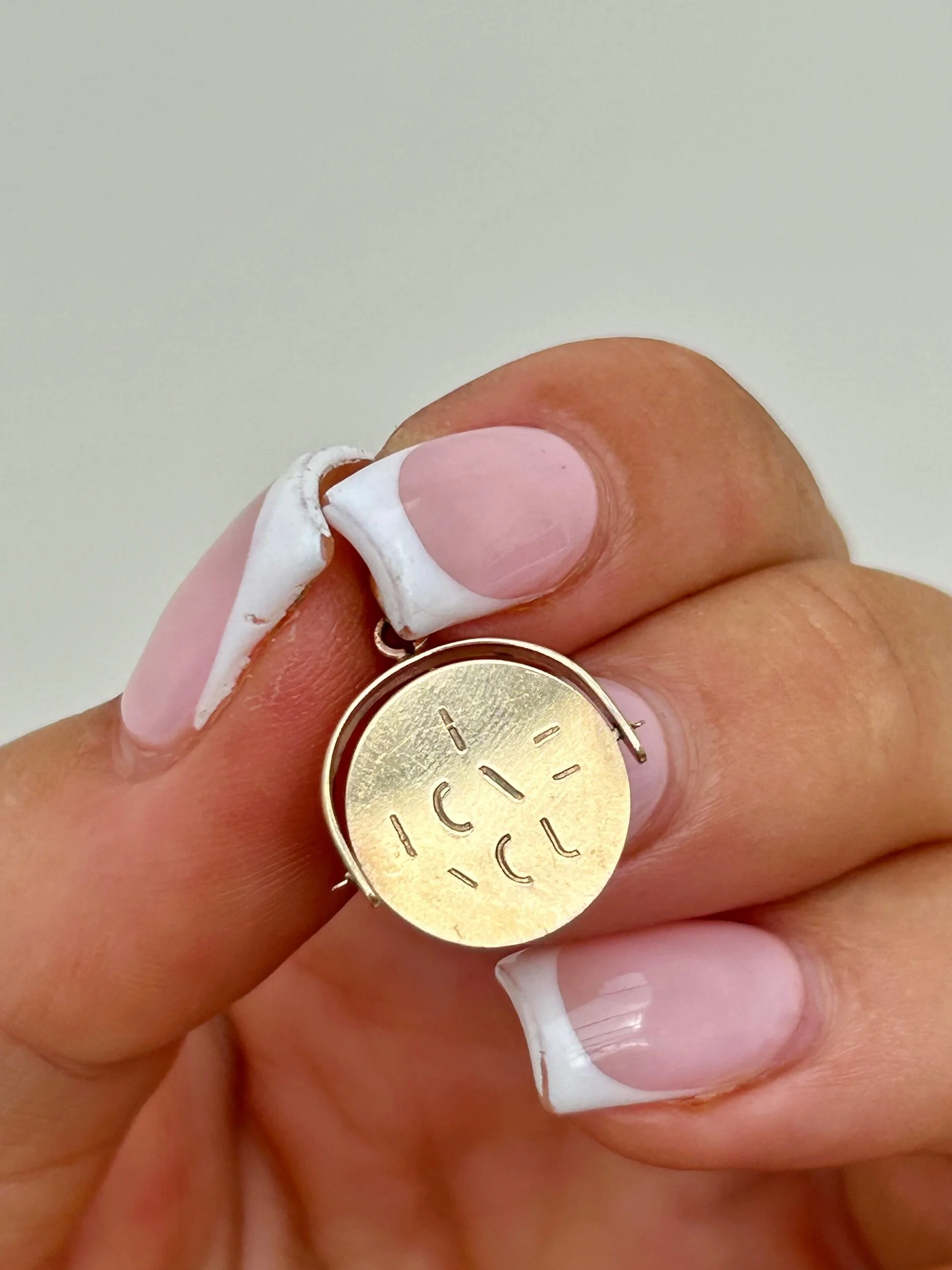 F4FC184E-EAF7-43CA-964C-C276570009C5