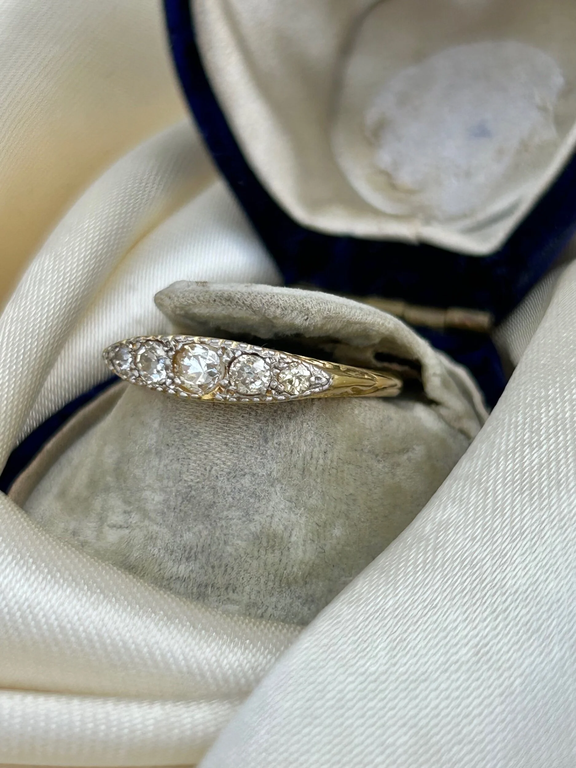 B6E57862-EE69-4B0E-9770-C3665C11E52E