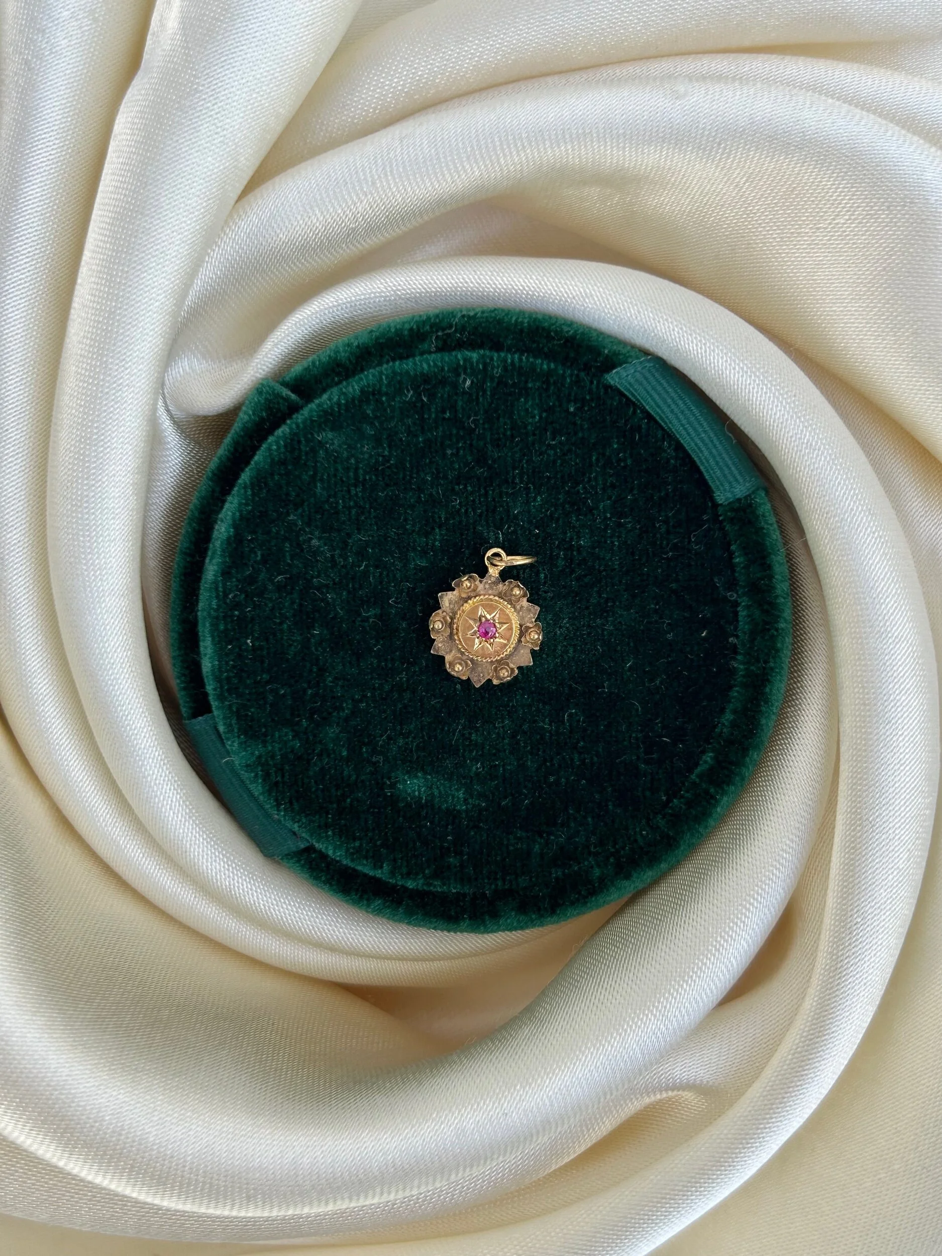 FFF3E7A7-4AFF-43C2-9C75-59E20F9E7F14