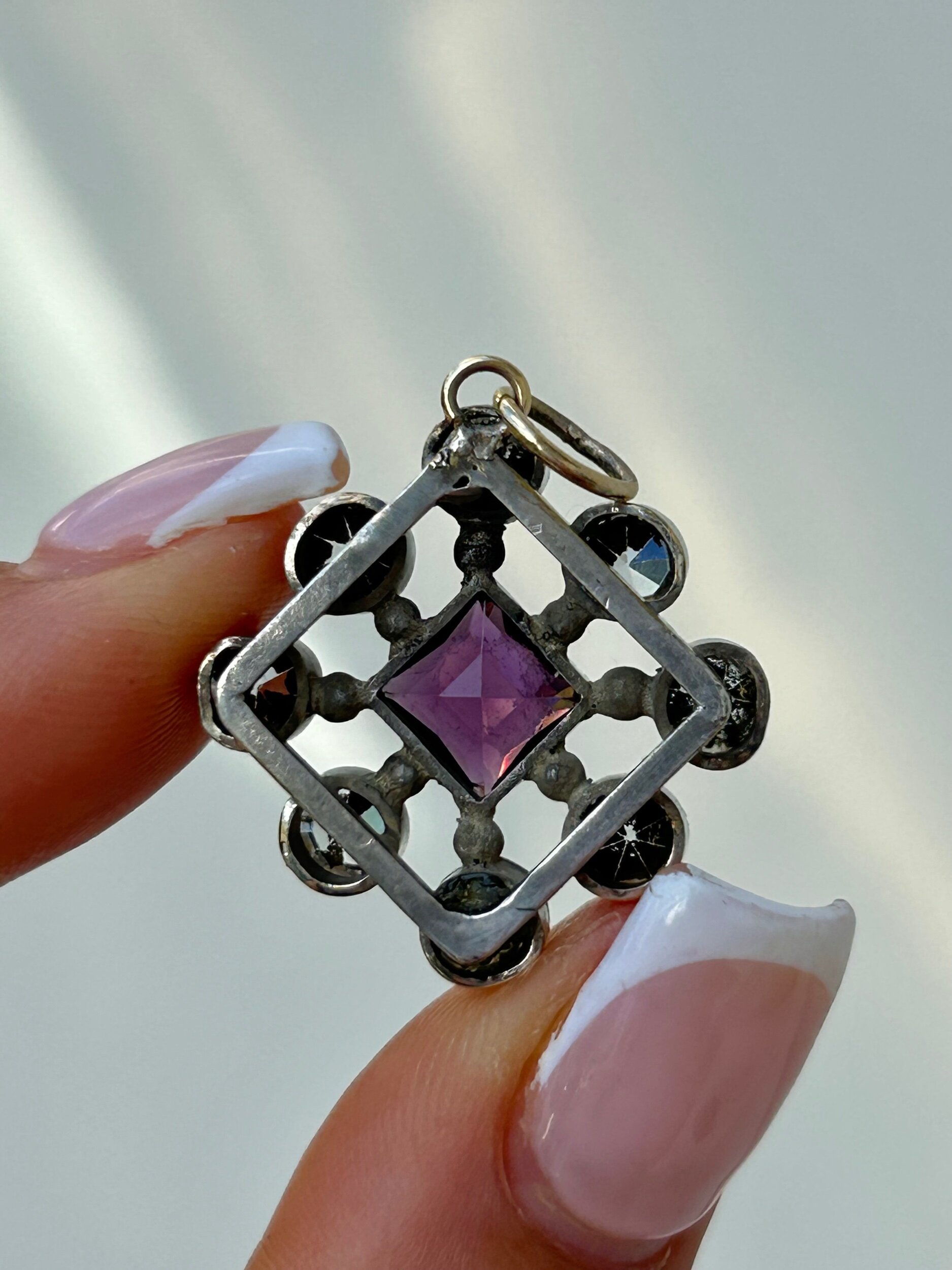 9937B87A-3679-4FFB-A565-1B64E12C2845