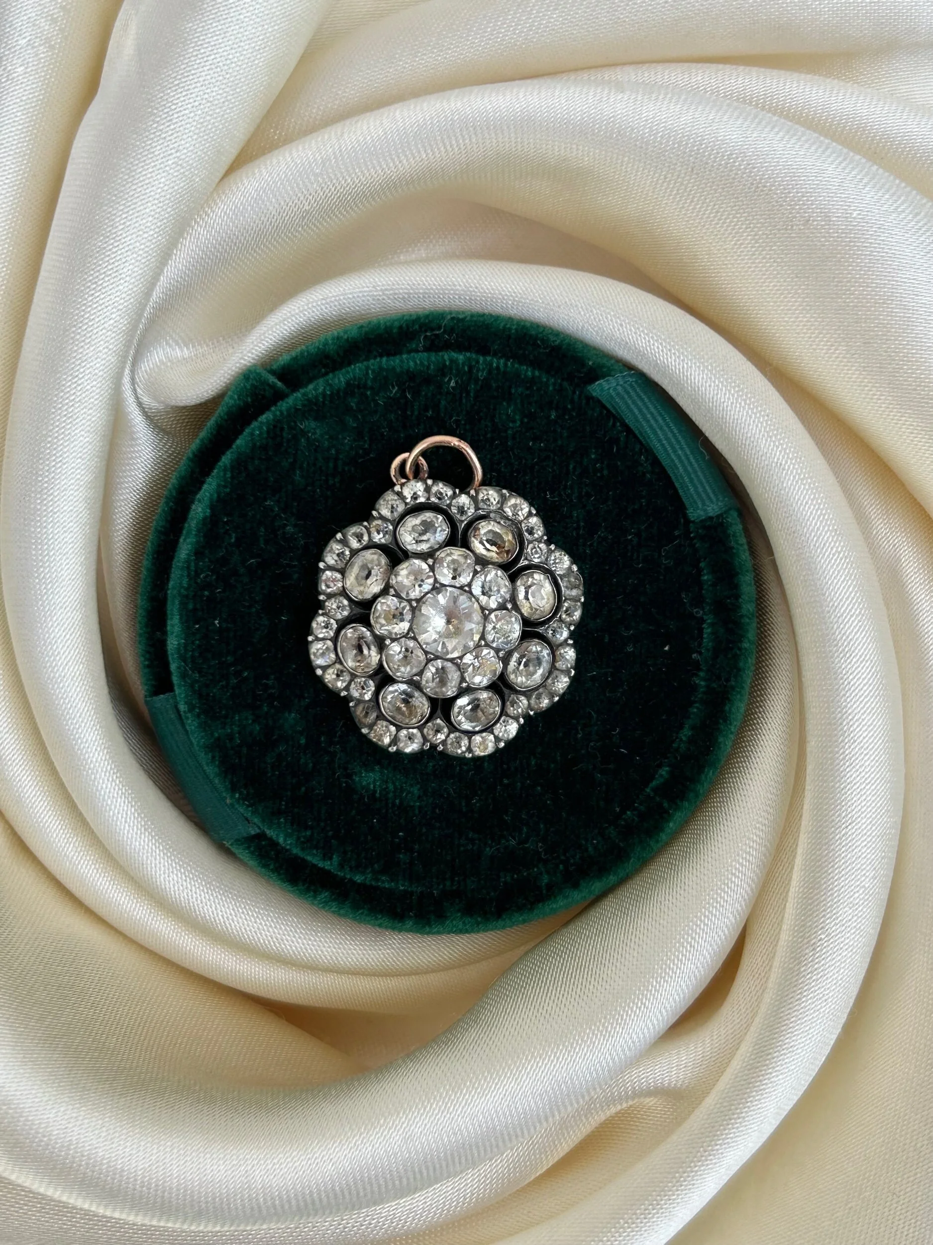 63F0D5A0-180D-46BE-A528-72B464761B24