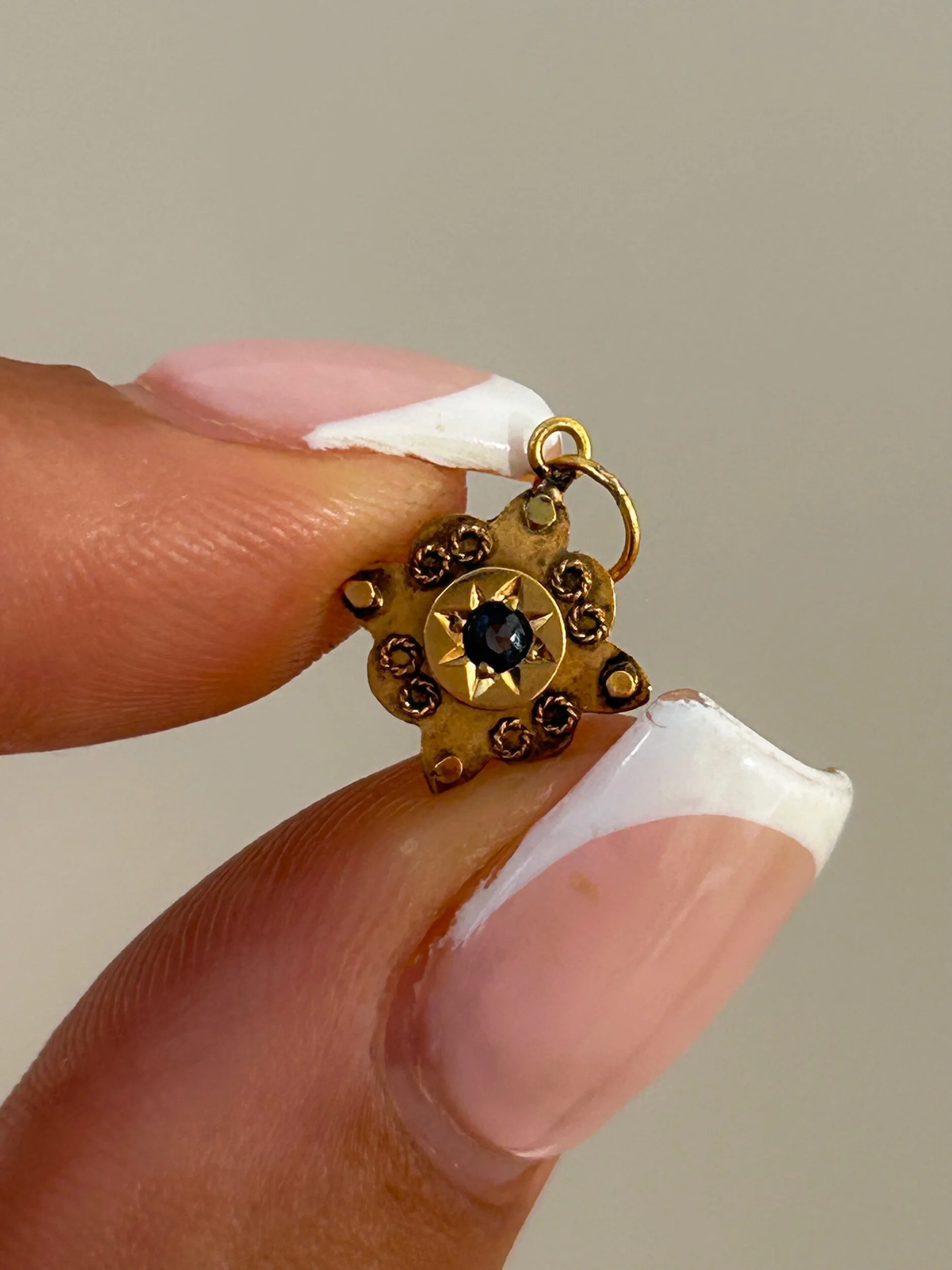 6A191A0F-88B9-4BDD-B428-730DE50AC31A