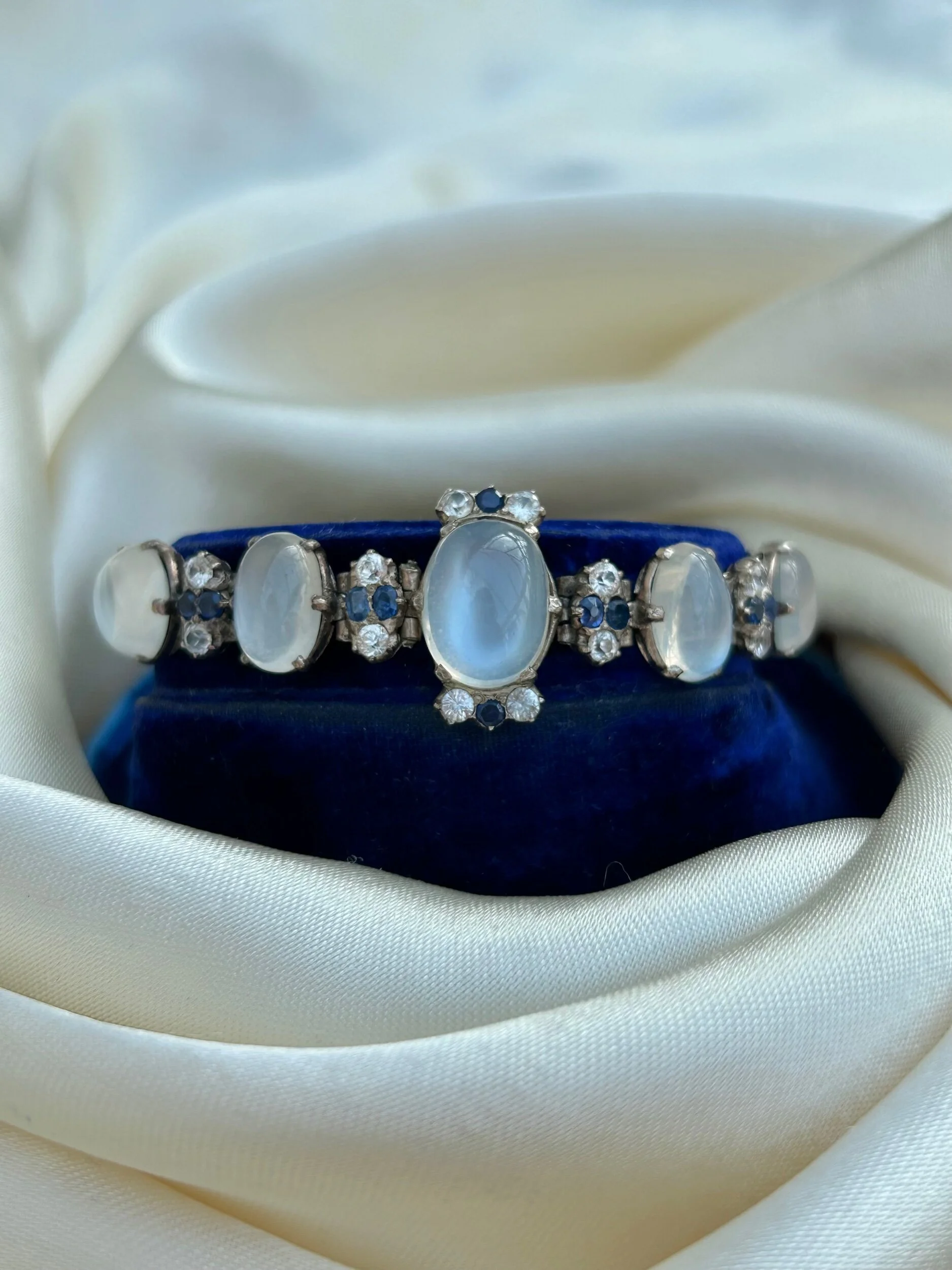 E7DDD39D-F746-481A-BA26-072AFFE7F229