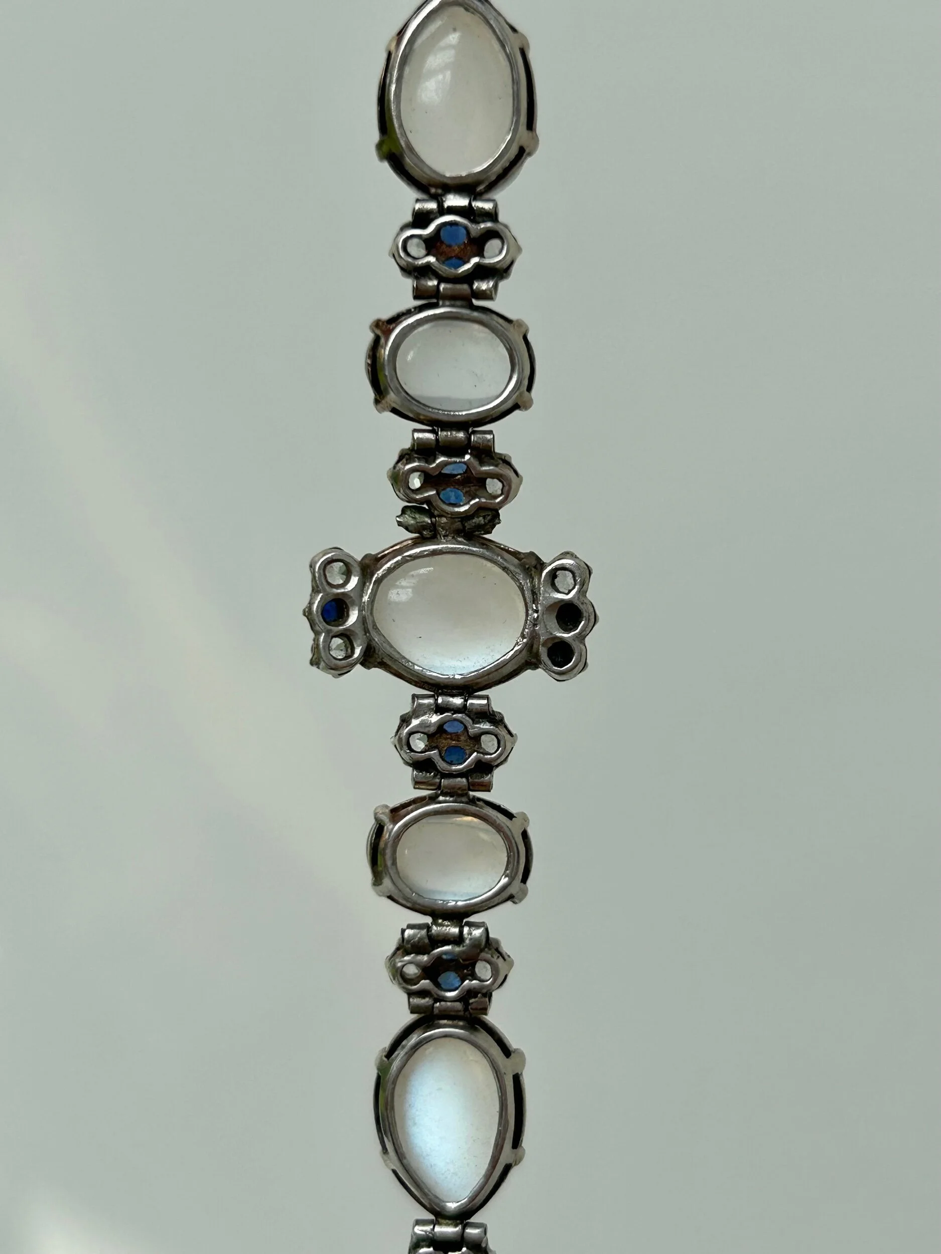 AF0AF6A0-6C69-4357-9354-55002EC175FA