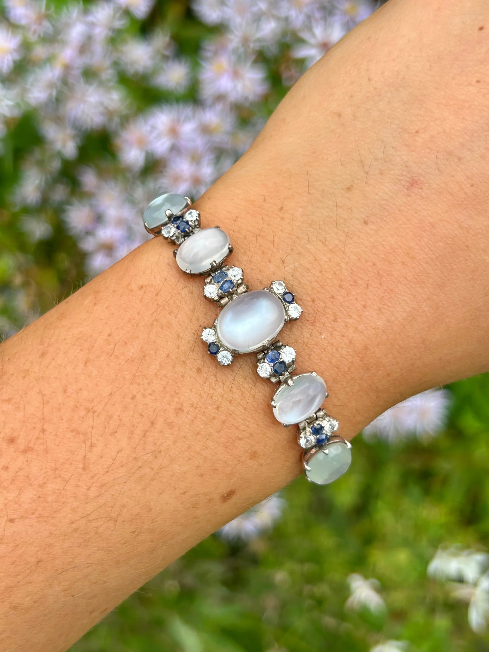 85269C15-DC5F-4A6C-BDD3-D8436A6B5C62