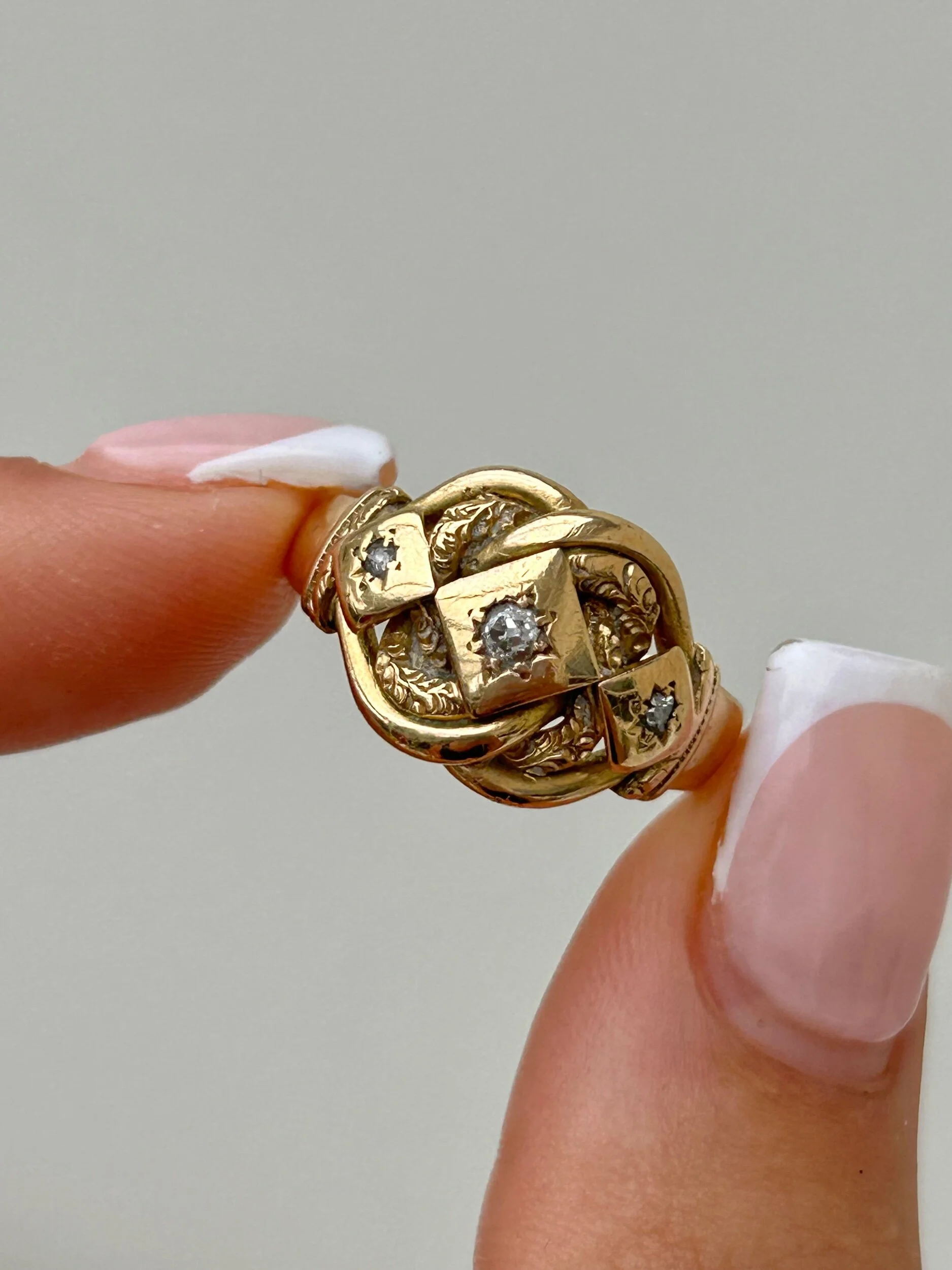 7EF7DD5E-A149-4841-9CB6-EBFFA97FCEC0