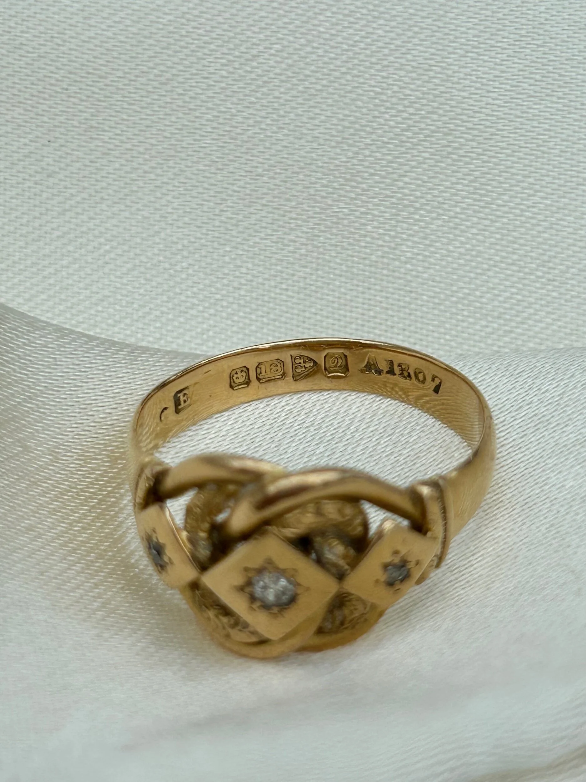 DE7F5C4A-836E-4FF0-9B68-AEF718FA6A47