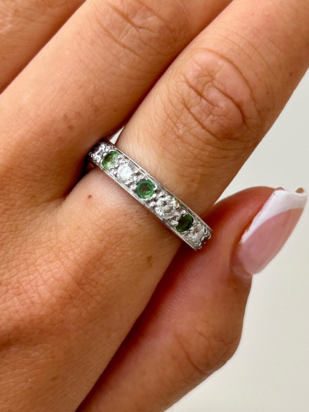 Vintage Peridot and Diamond Ring in Platinum — Gembank1973 Vintage Peridot and Diamond Ring in Platinum — Gembank1973