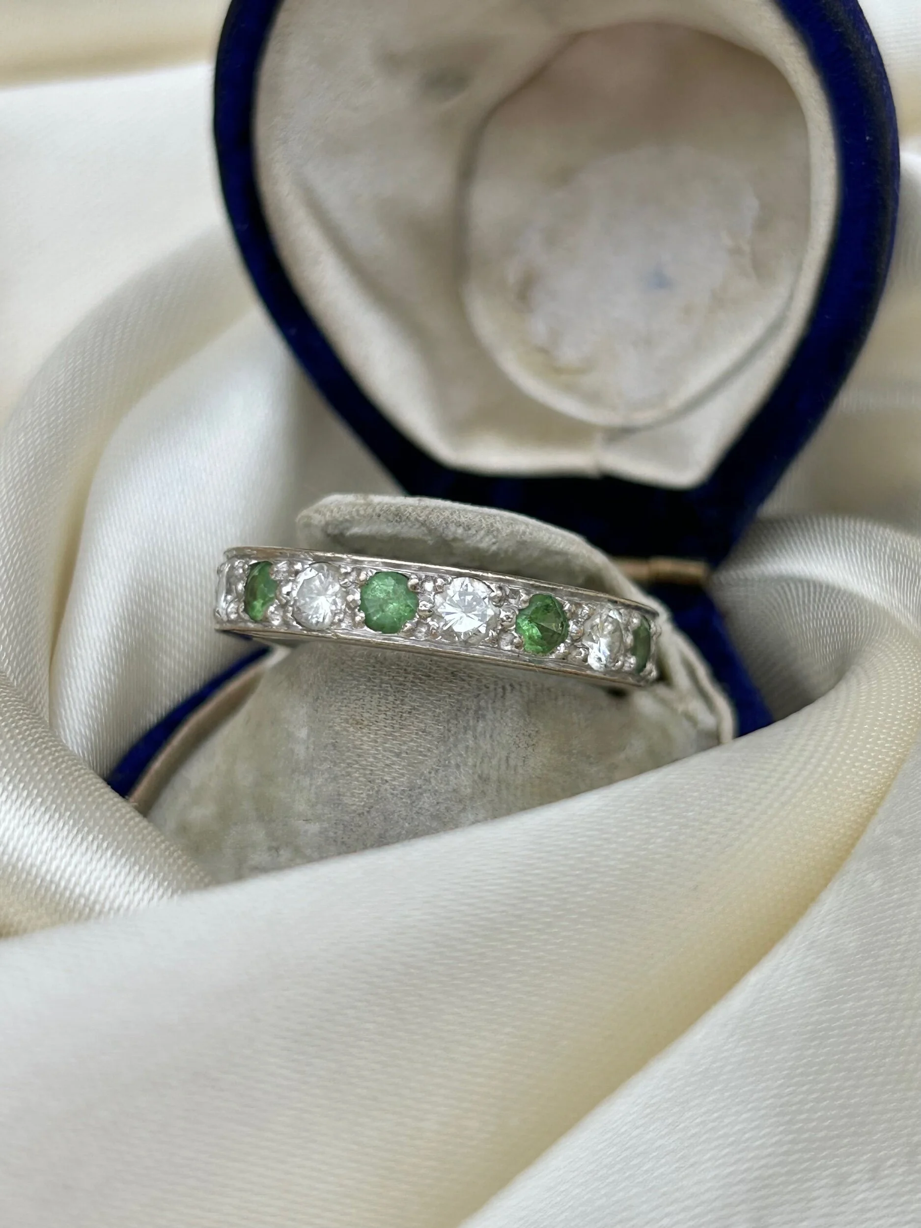 0F7F0933-C968-483A-AB32-820C76DF1377